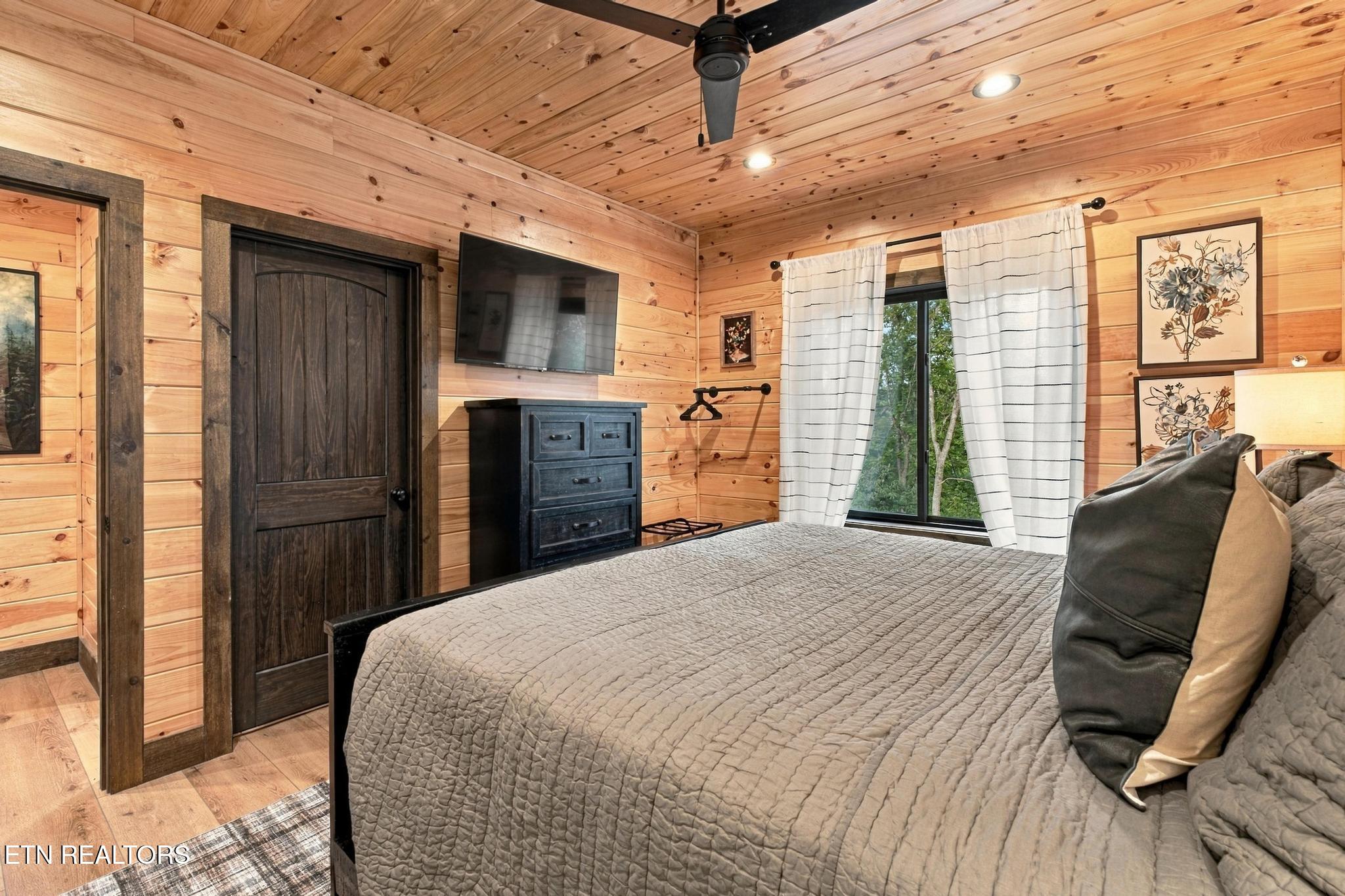 2313 Grey Fox Sevierville TN 37862