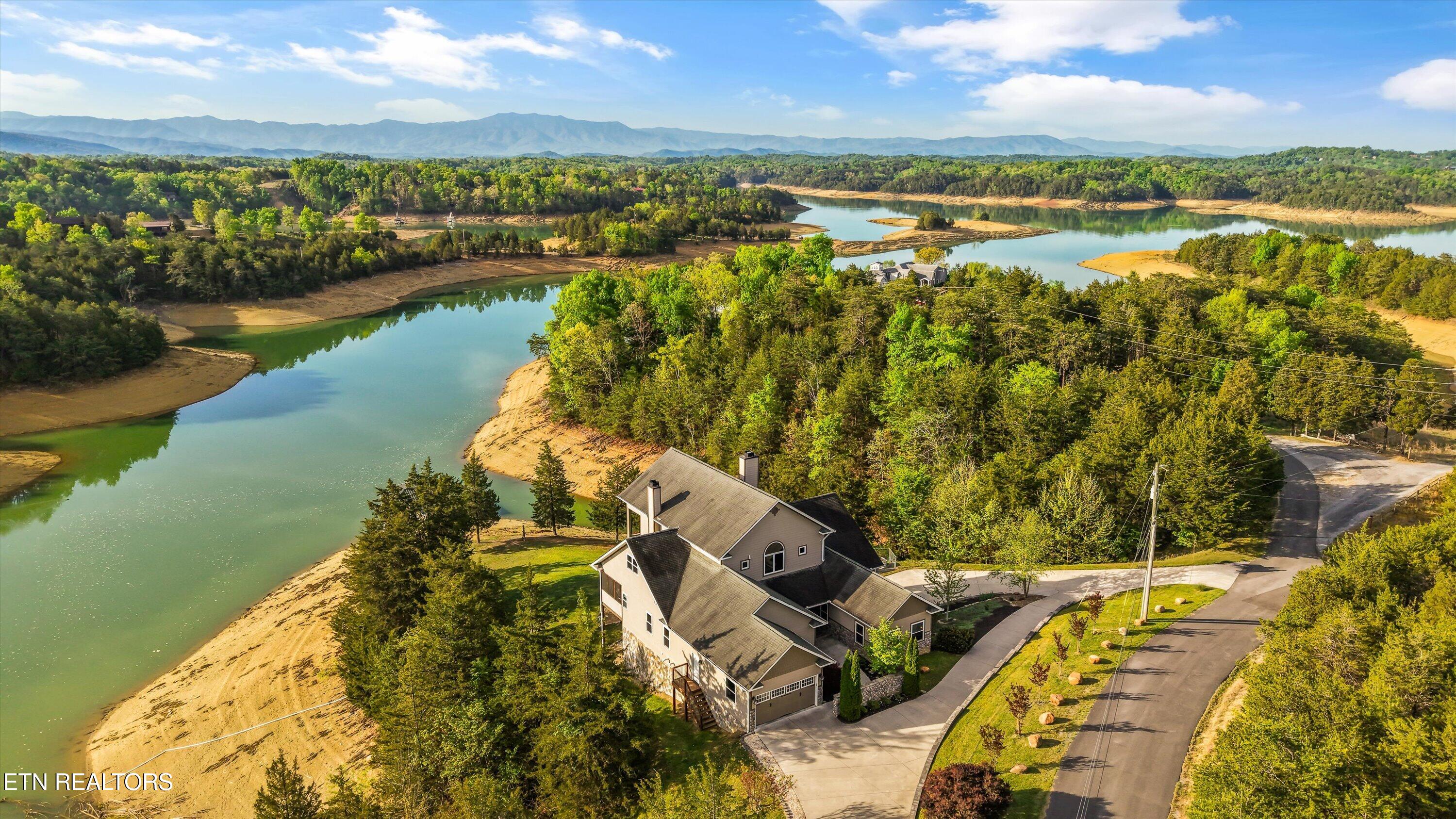 3648 Foxfire Way Sevierville TN 37876
