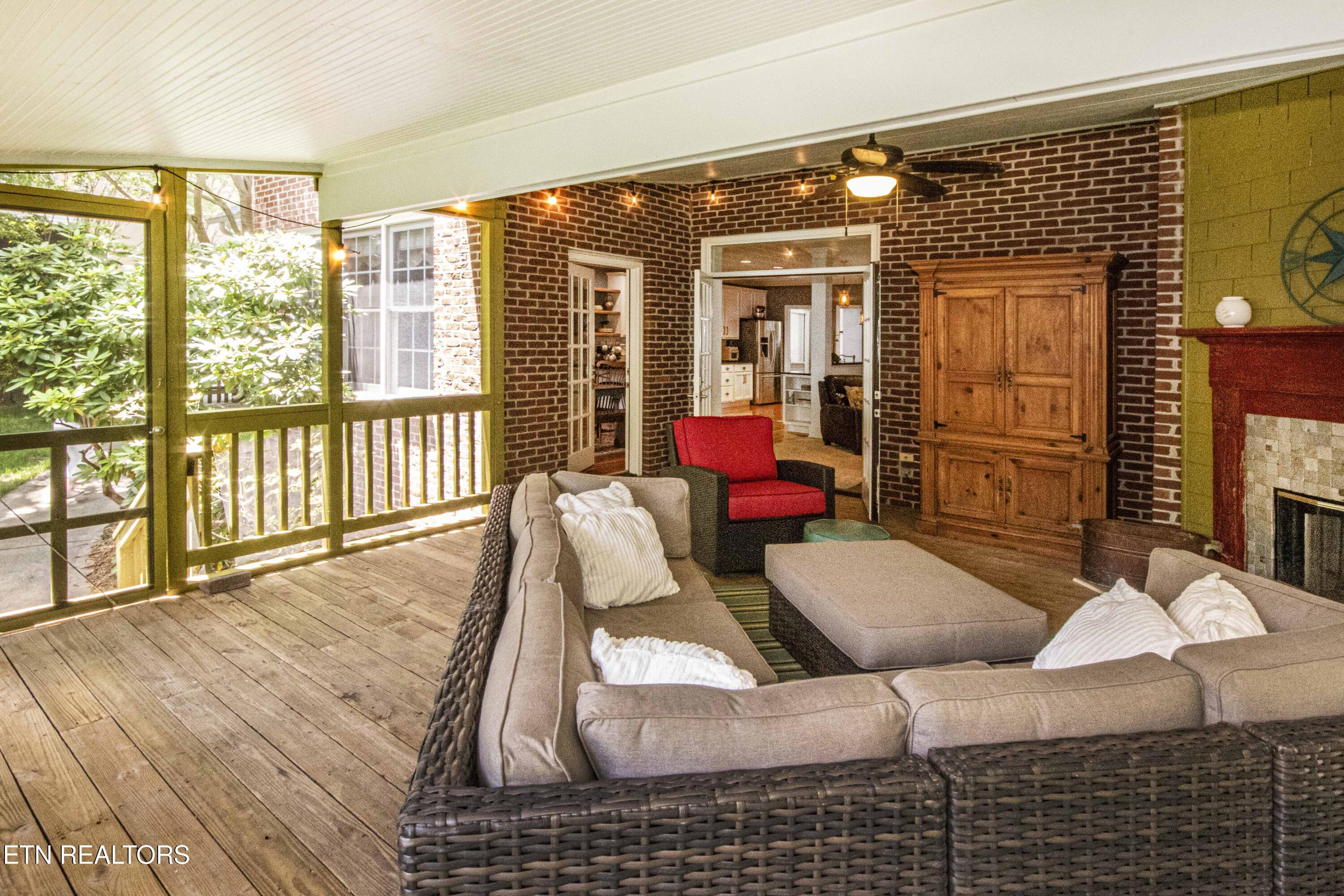 2742 Moon Shores Drive Knoxville TN 37938