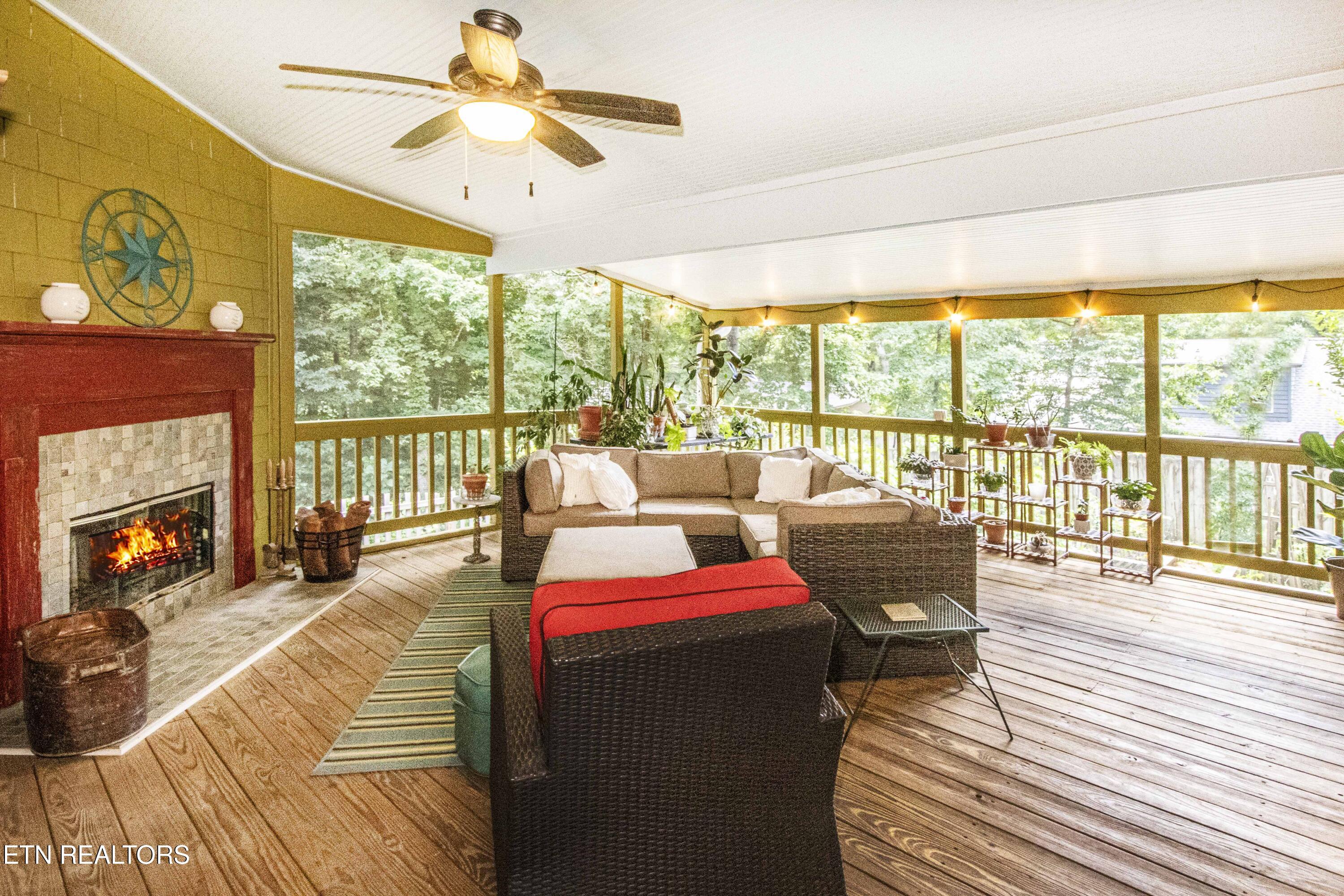 2742 Moon Shores Drive Knoxville TN 37938