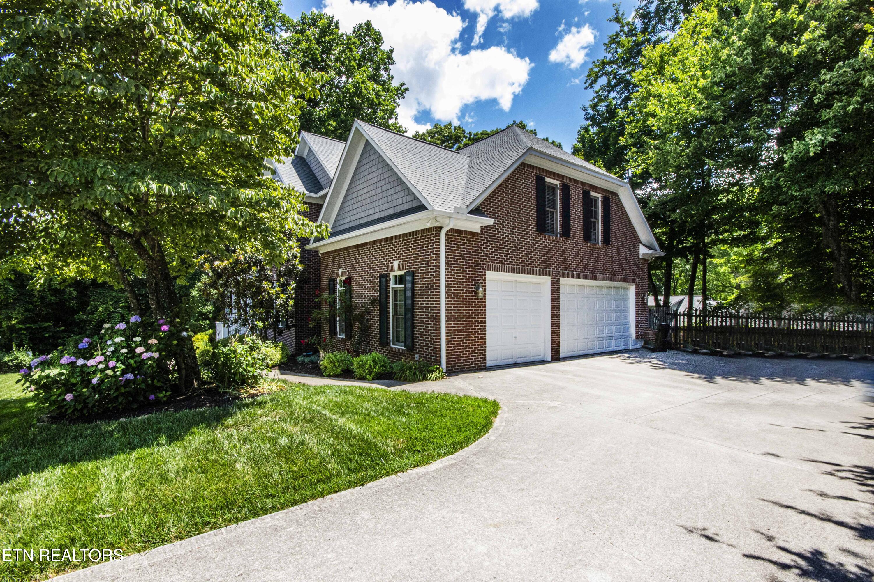 2742 Moon Shores Drive Knoxville TN 37938