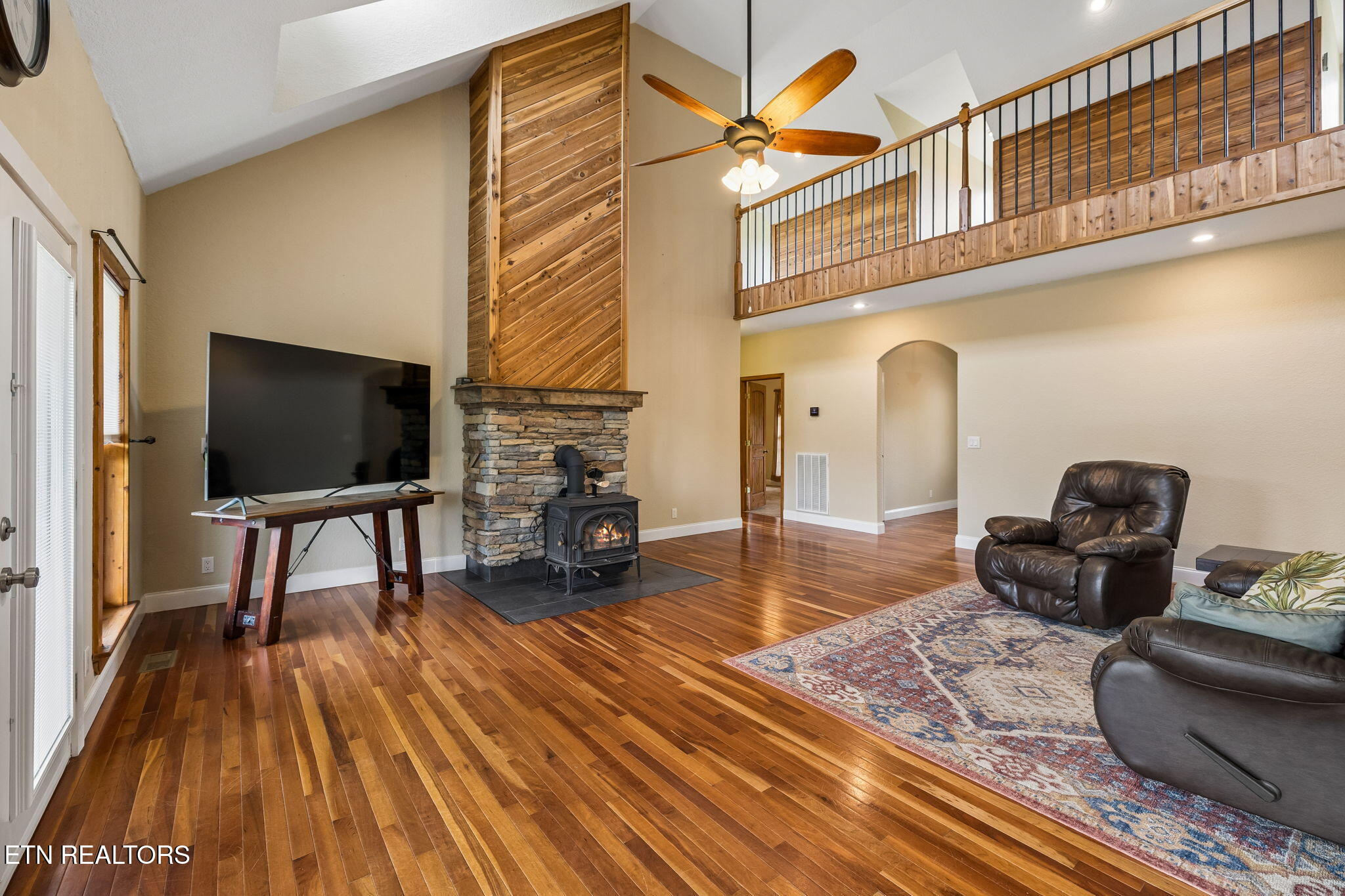 191 County Road 490 Etowah TN 37331