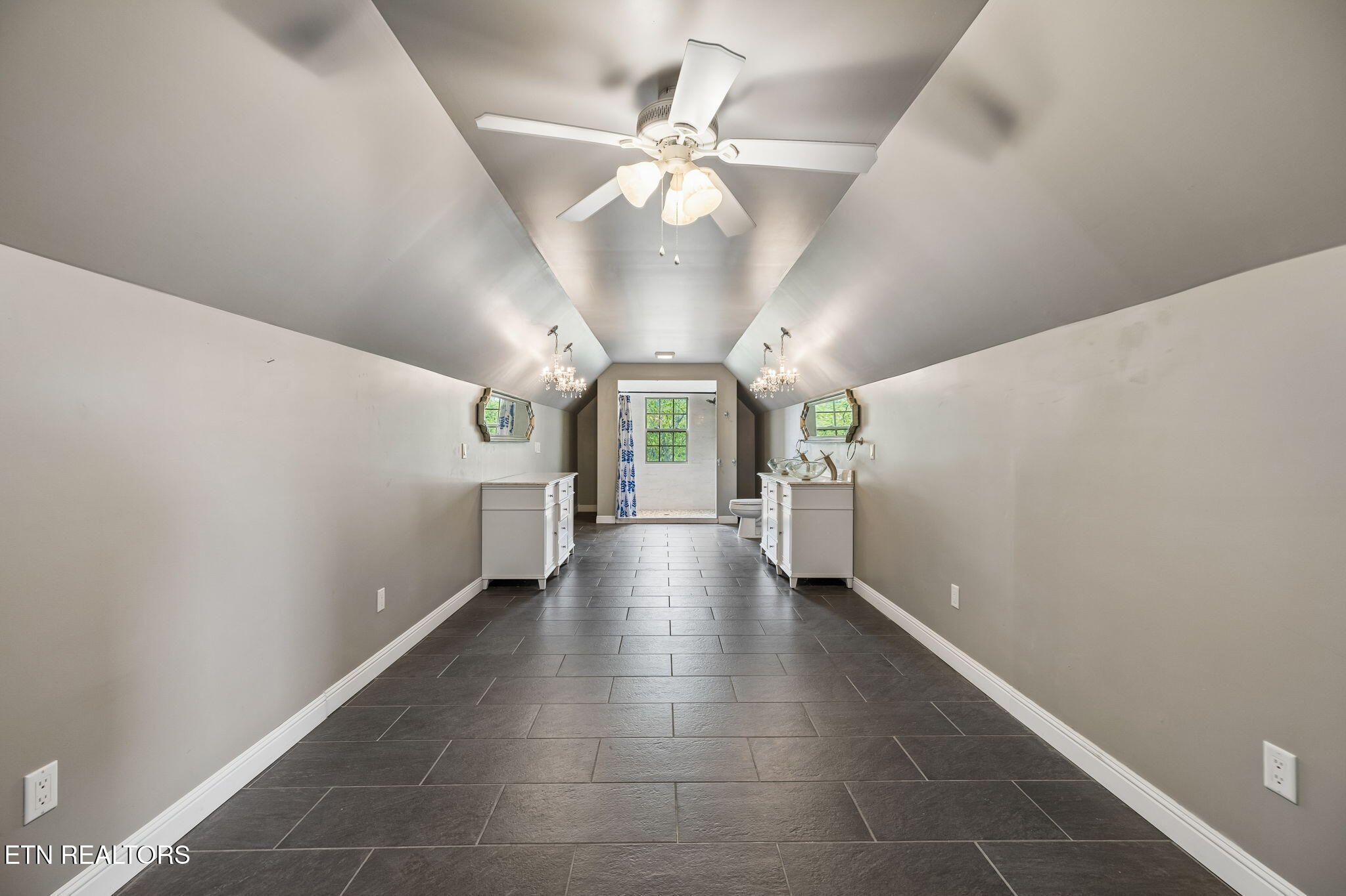 191 County Road 490 Etowah TN 37331