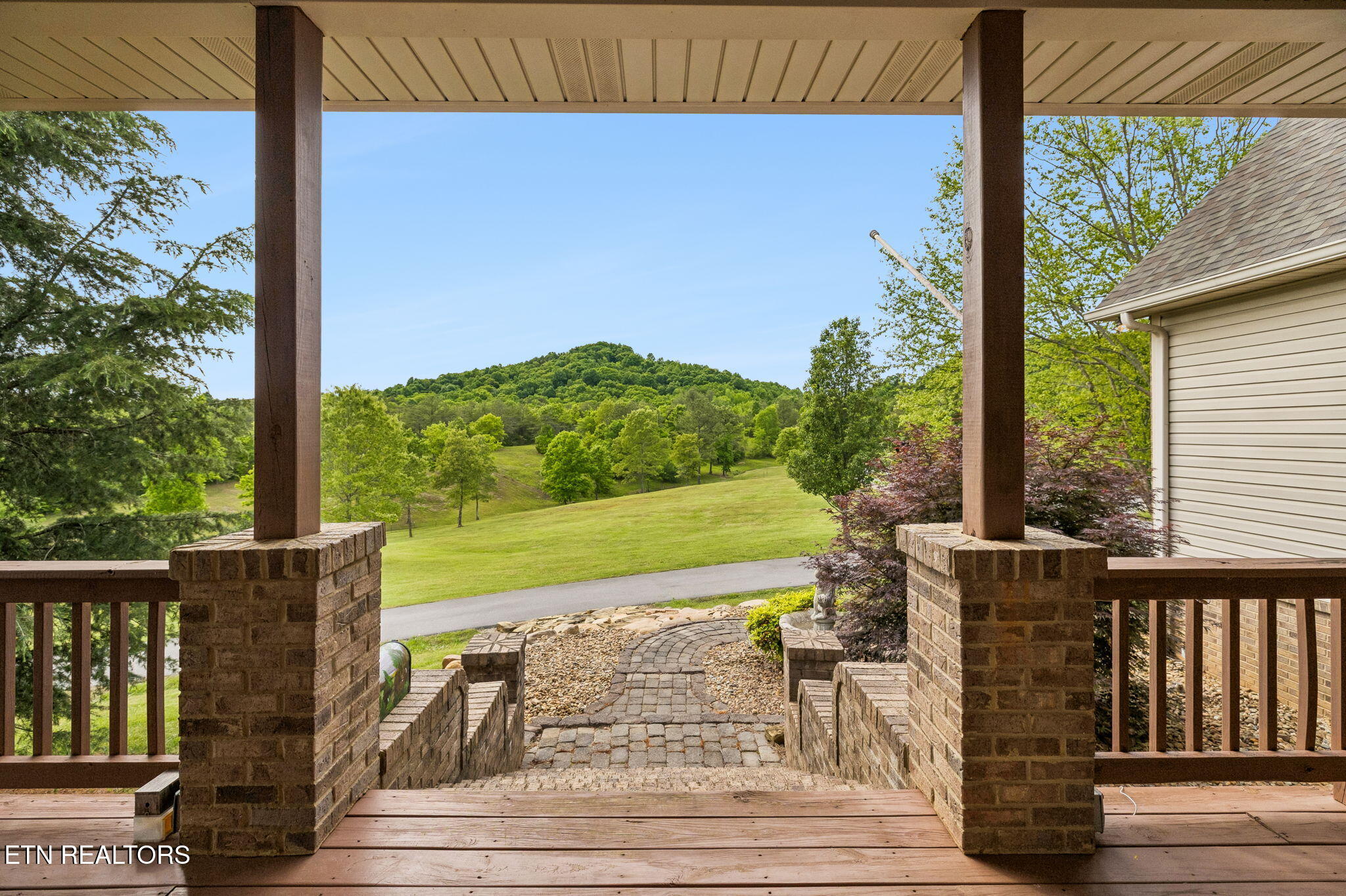 191 County Road 490 Etowah TN 37331