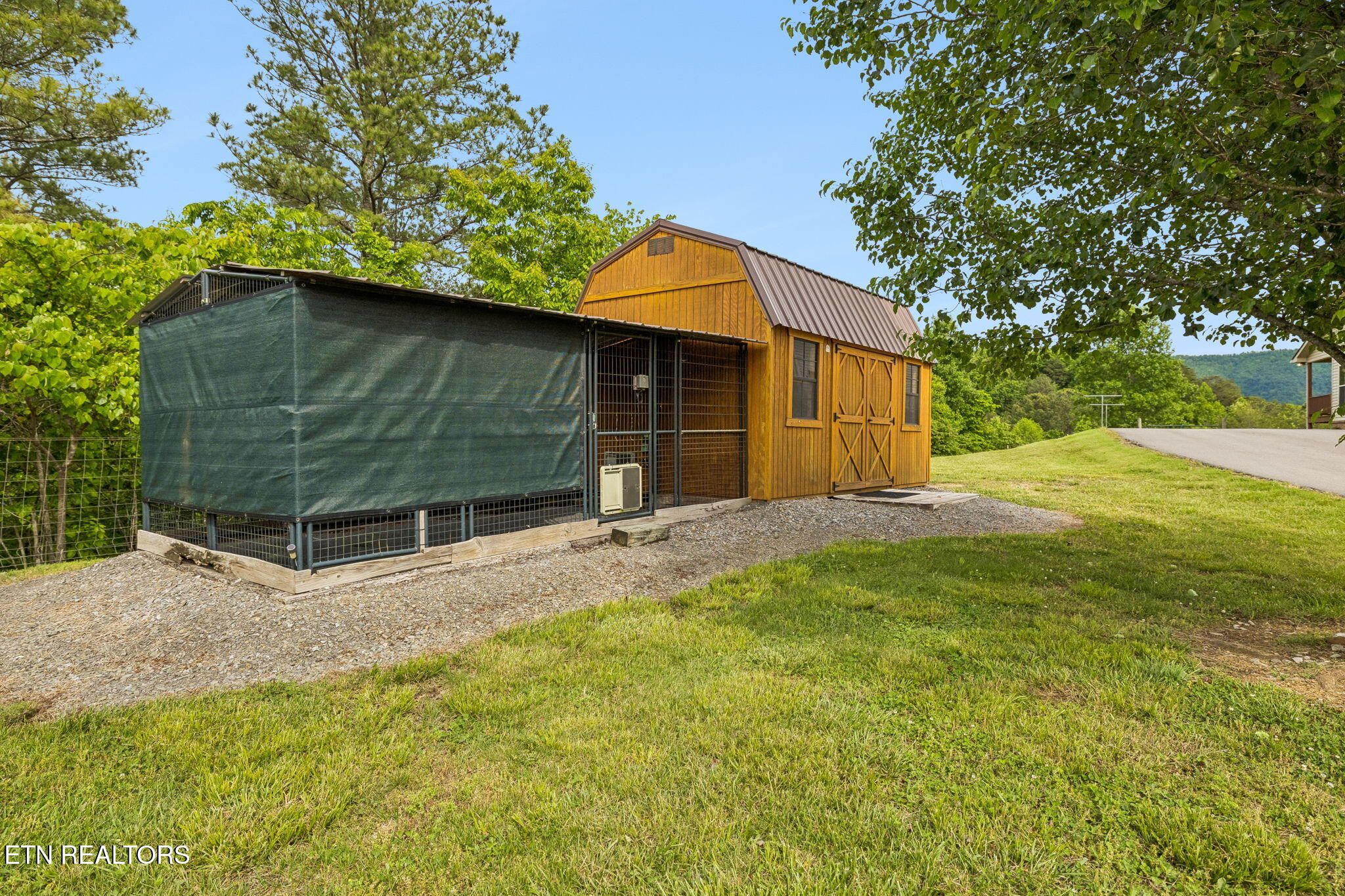 191 County Road 490 Etowah TN 37331