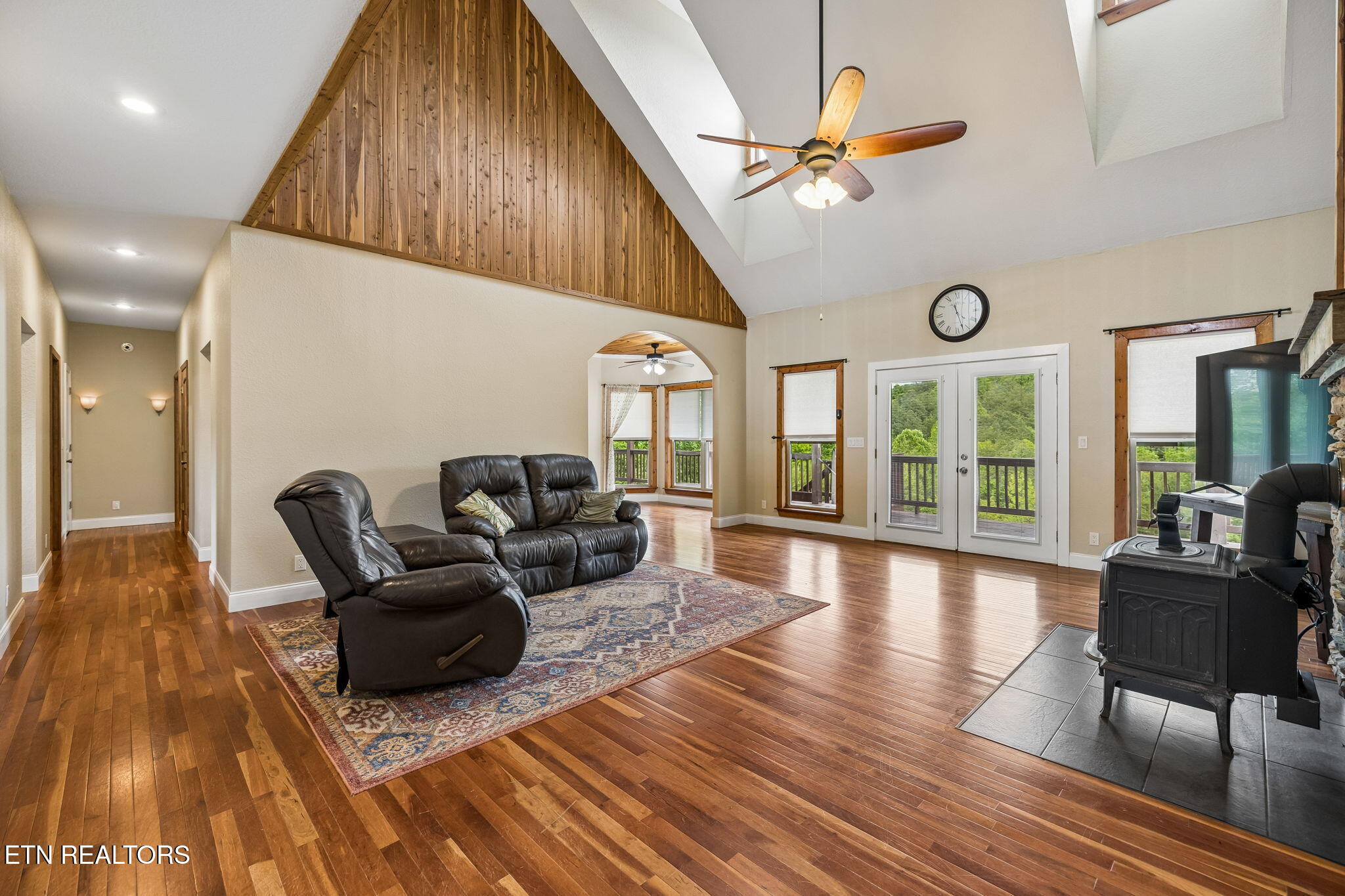 191 County Road 490 Etowah TN 37331