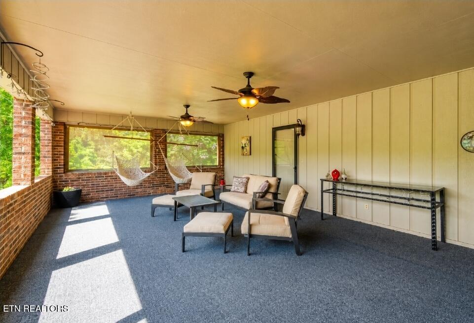 602 Greenwood Drive Clinton TN 37716