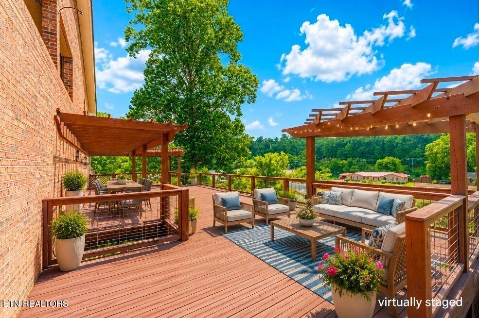 602 Greenwood Drive Clinton TN 37716