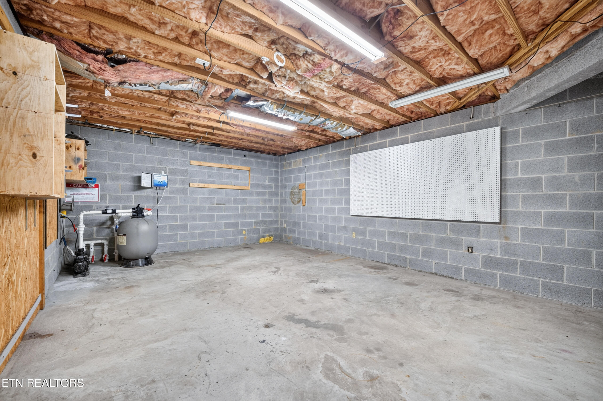 602 Greenwood Drive Clinton TN 37716