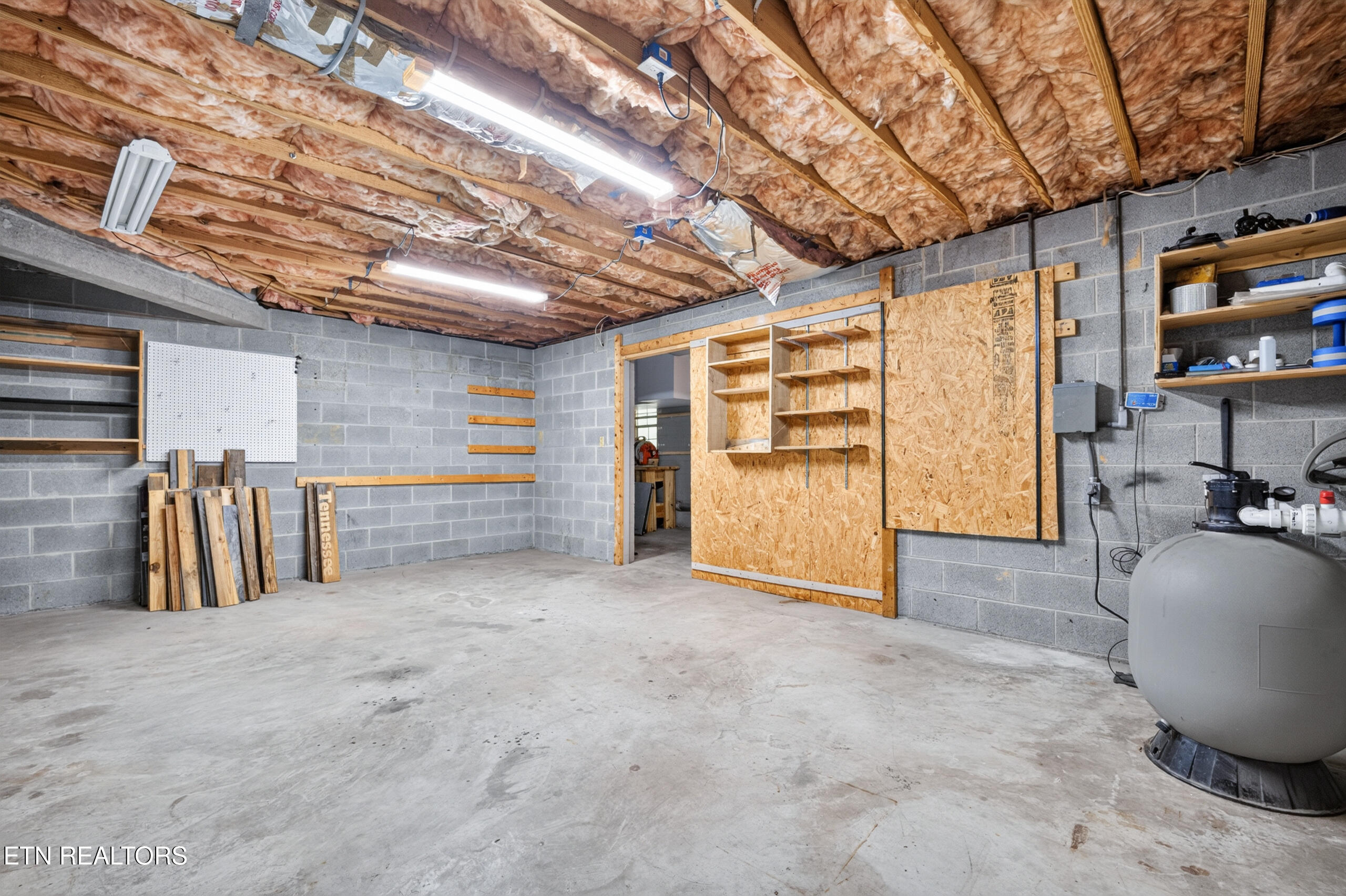 602 Greenwood Drive Clinton TN 37716