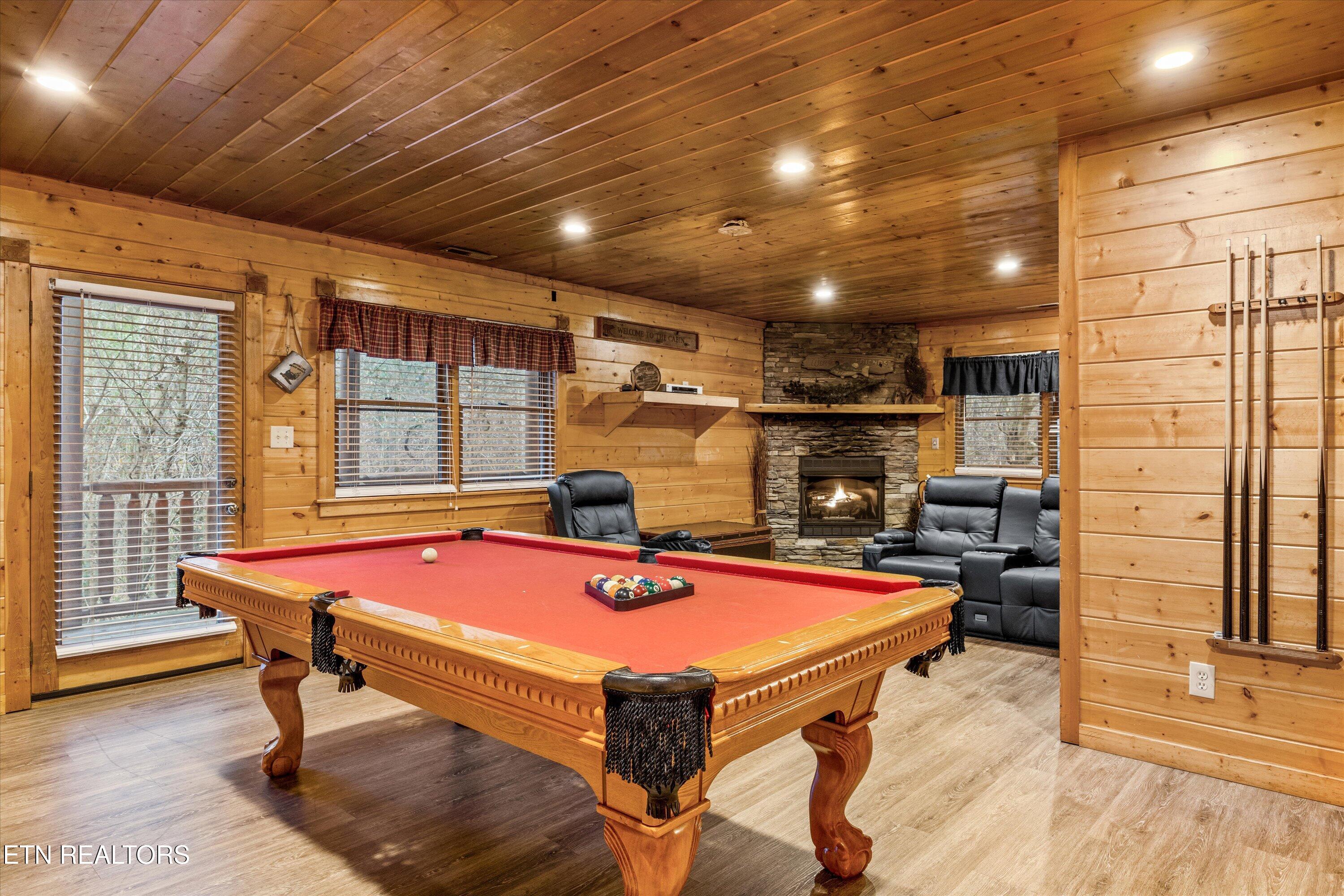 1323 Zachary Thomas Lane Sevierville TN 37876