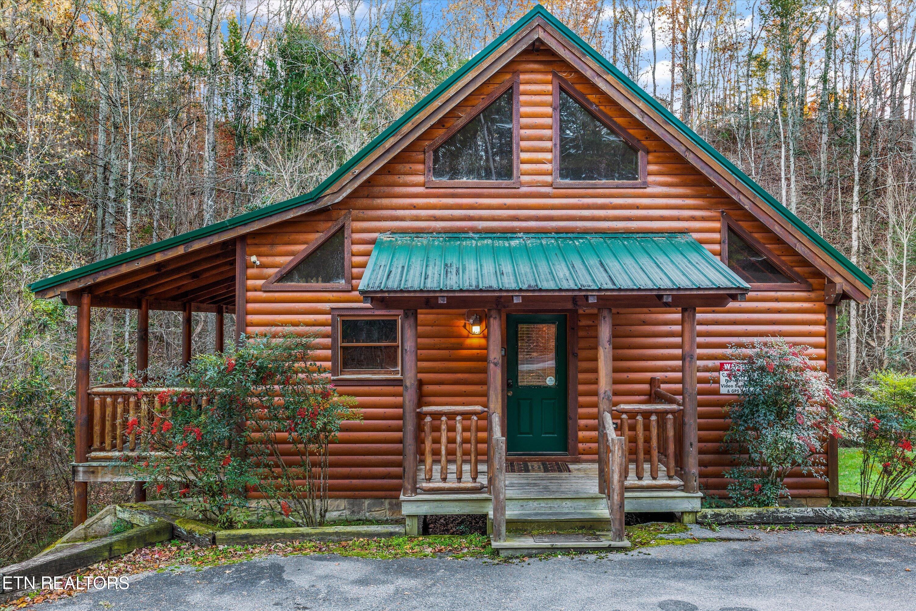 1323 Zachary Thomas Lane Sevierville TN 37876