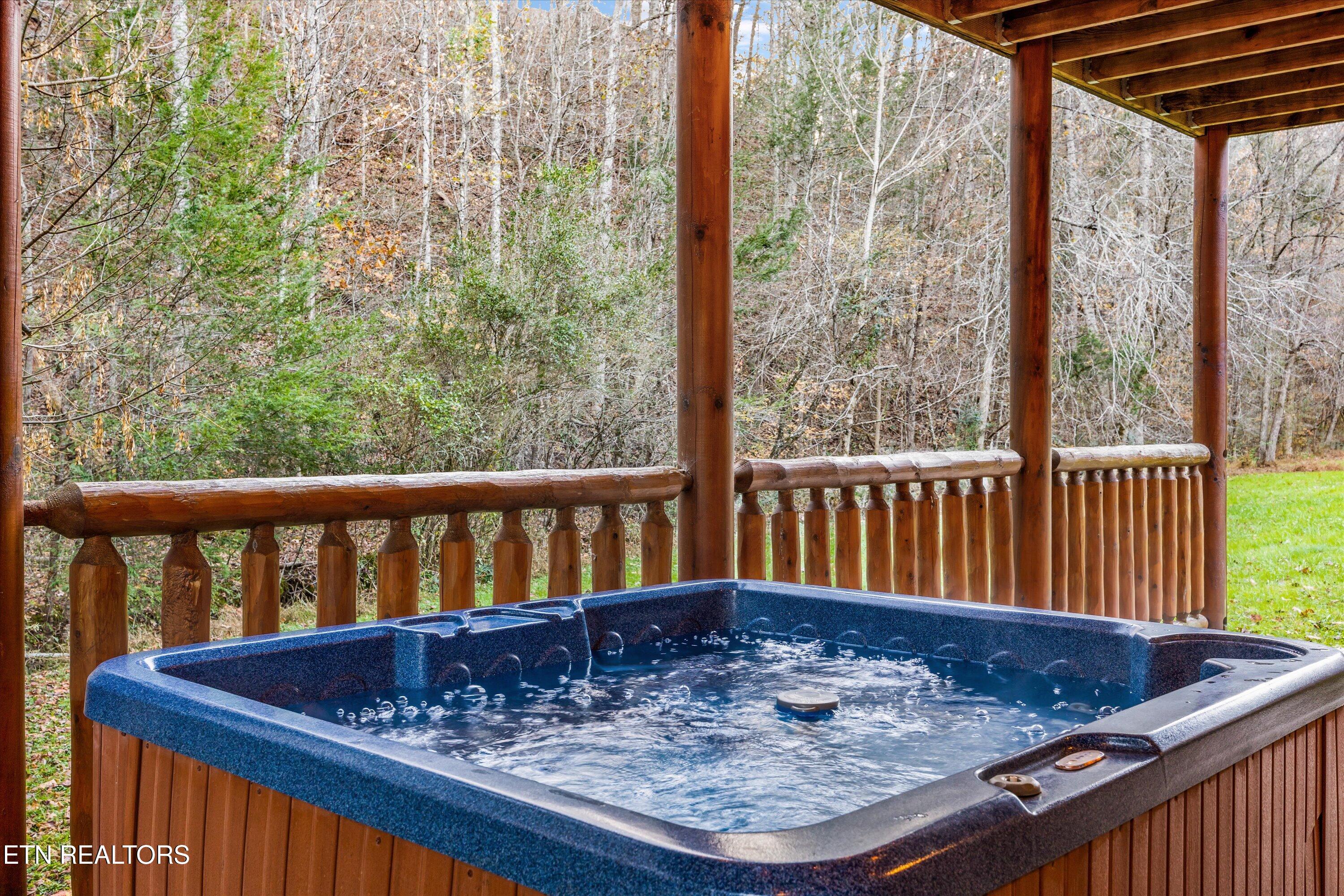 1323 Zachary Thomas Lane Sevierville TN 37876