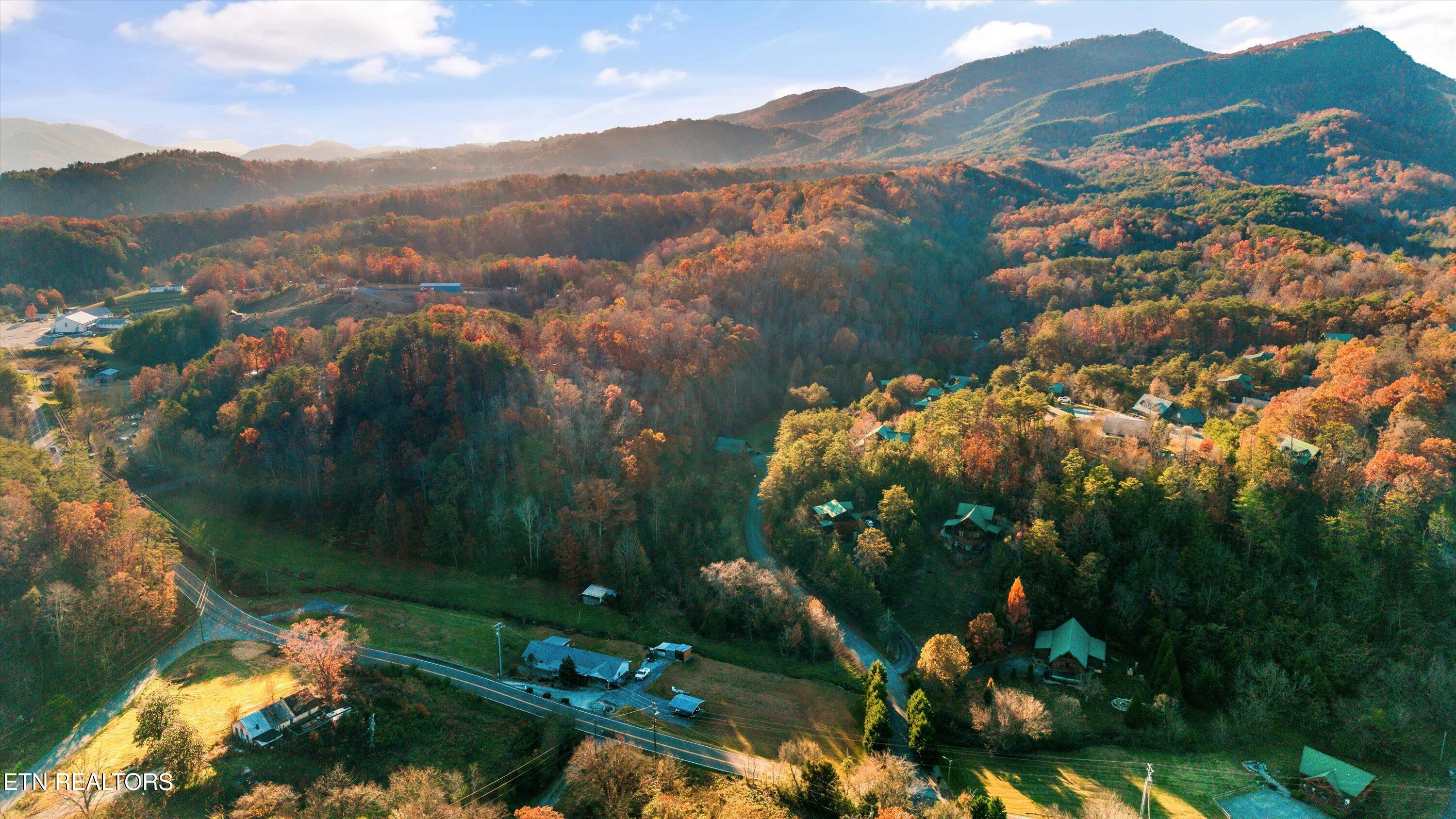 1323 Zachary Thomas Lane Sevierville TN 37876