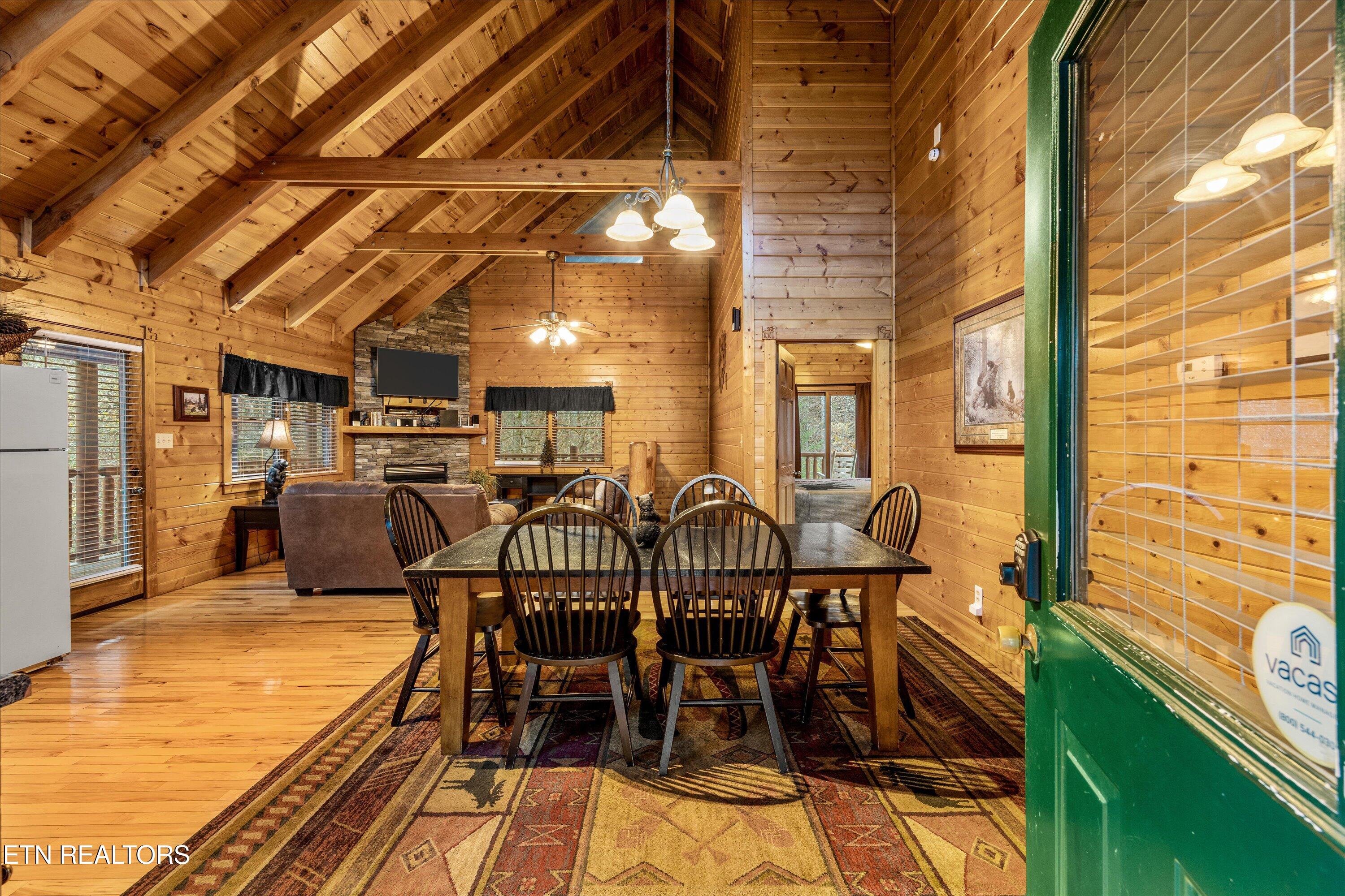 1323 Zachary Thomas Lane Sevierville TN 37876