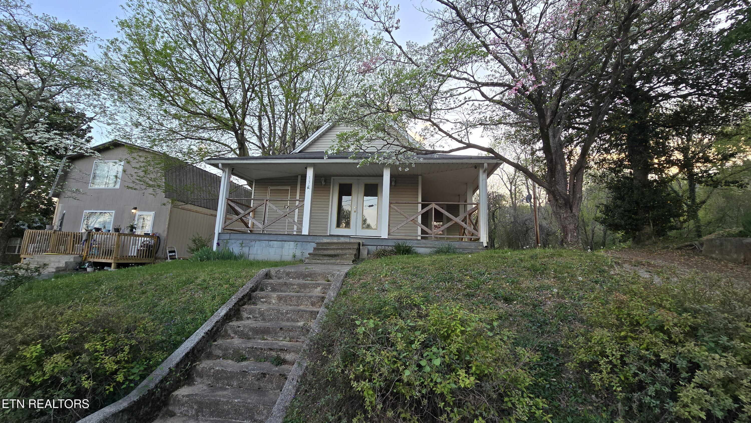 139 N Nevada Avenue Lafollette TN 37766