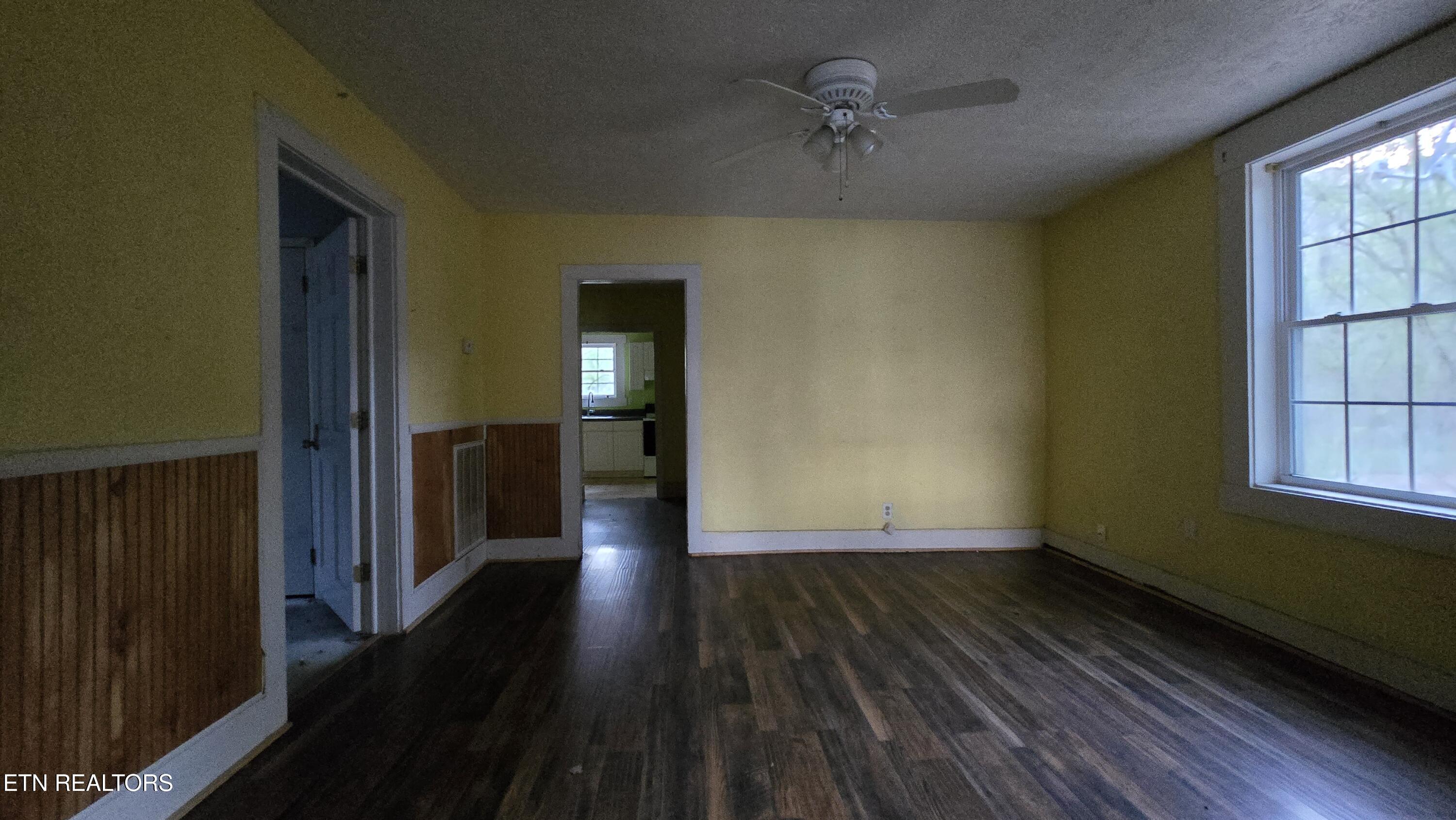 139 N Nevada Avenue Lafollette TN 37766