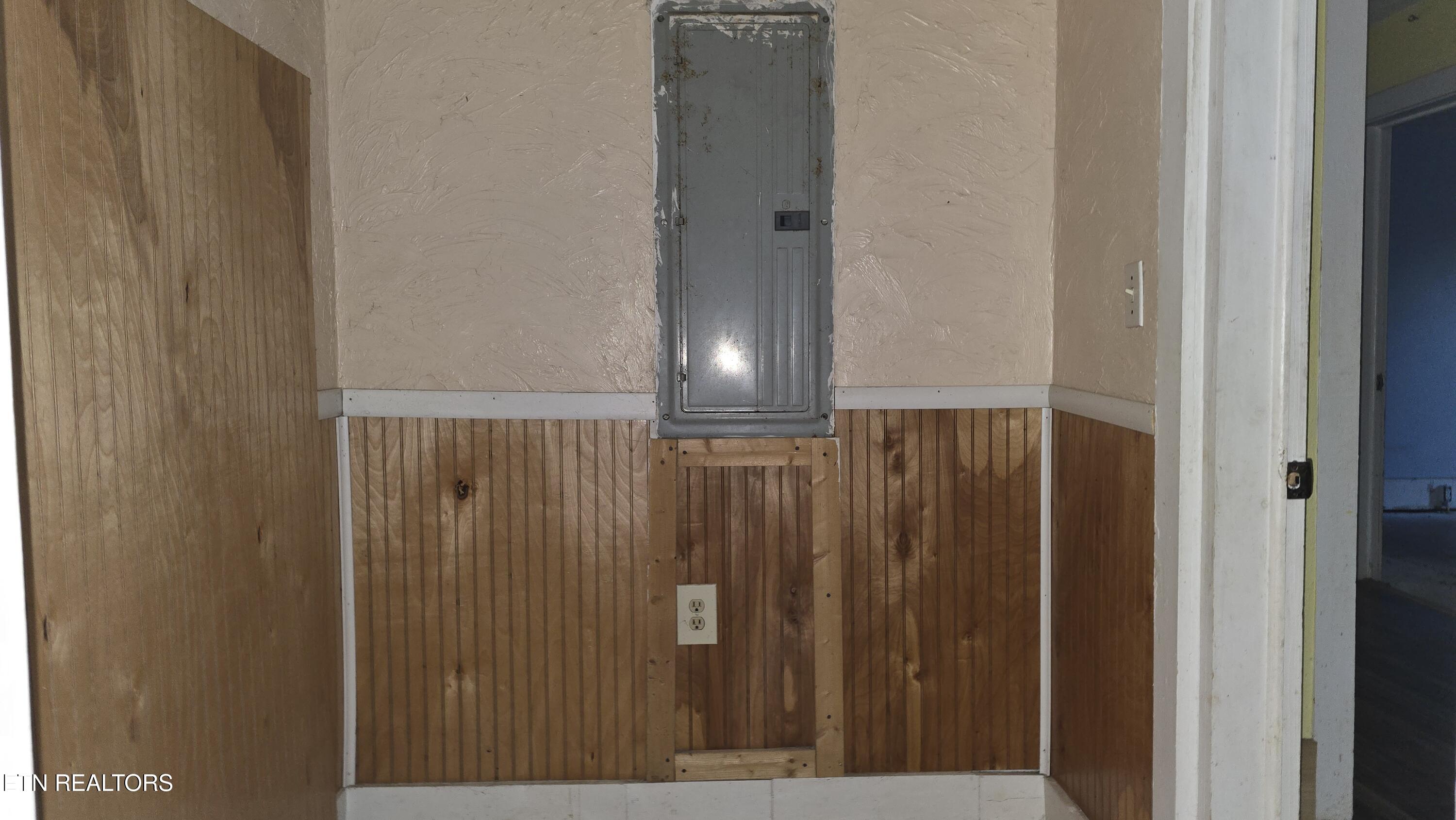 139 N Nevada Avenue Lafollette TN 37766