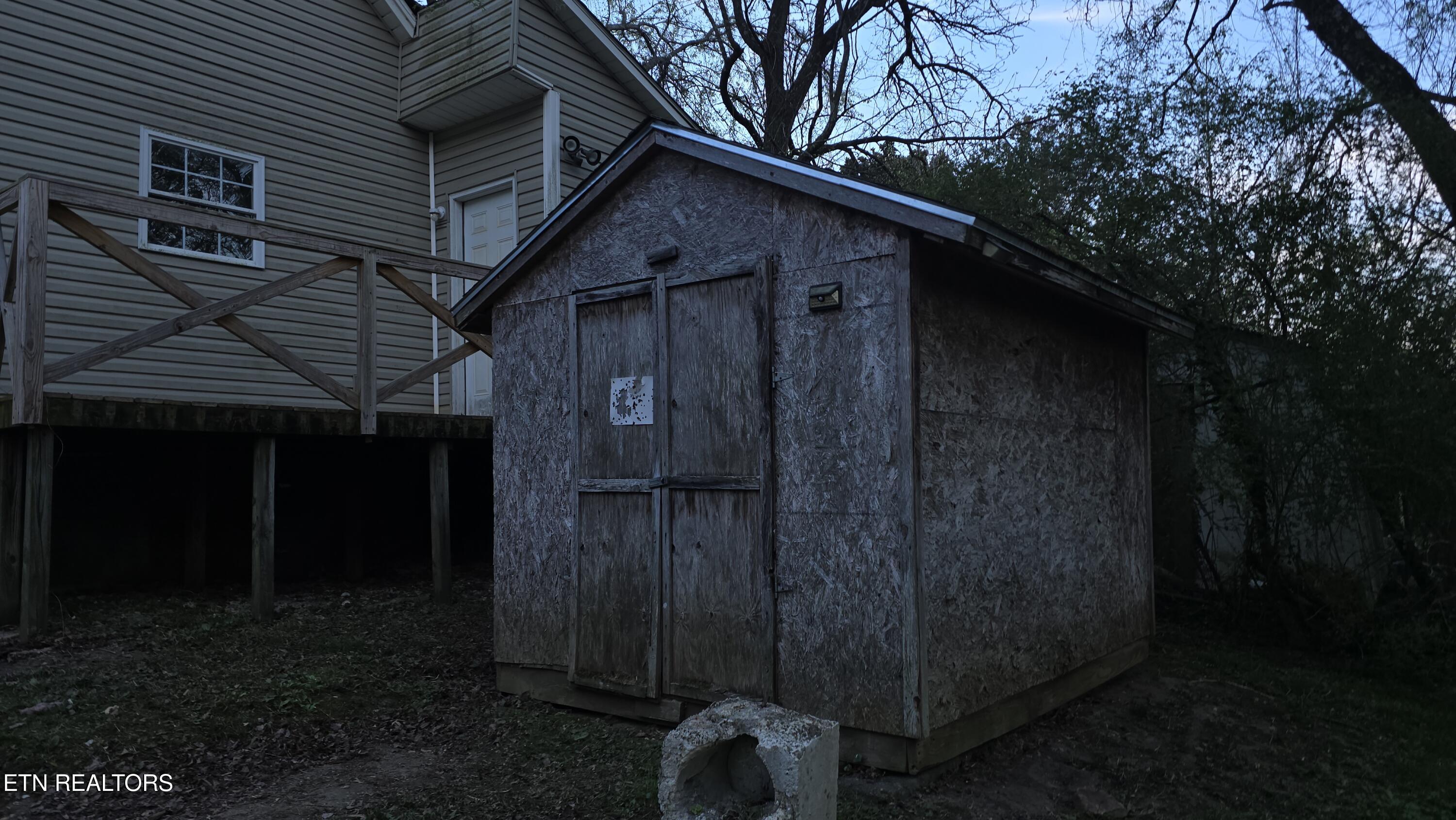139 N Nevada Avenue Lafollette TN 37766