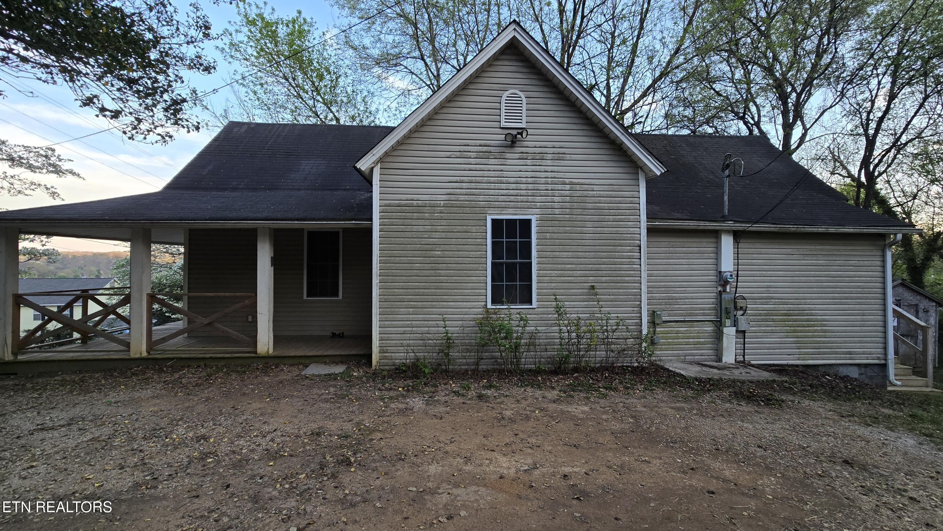 139 N Nevada Avenue Lafollette TN 37766