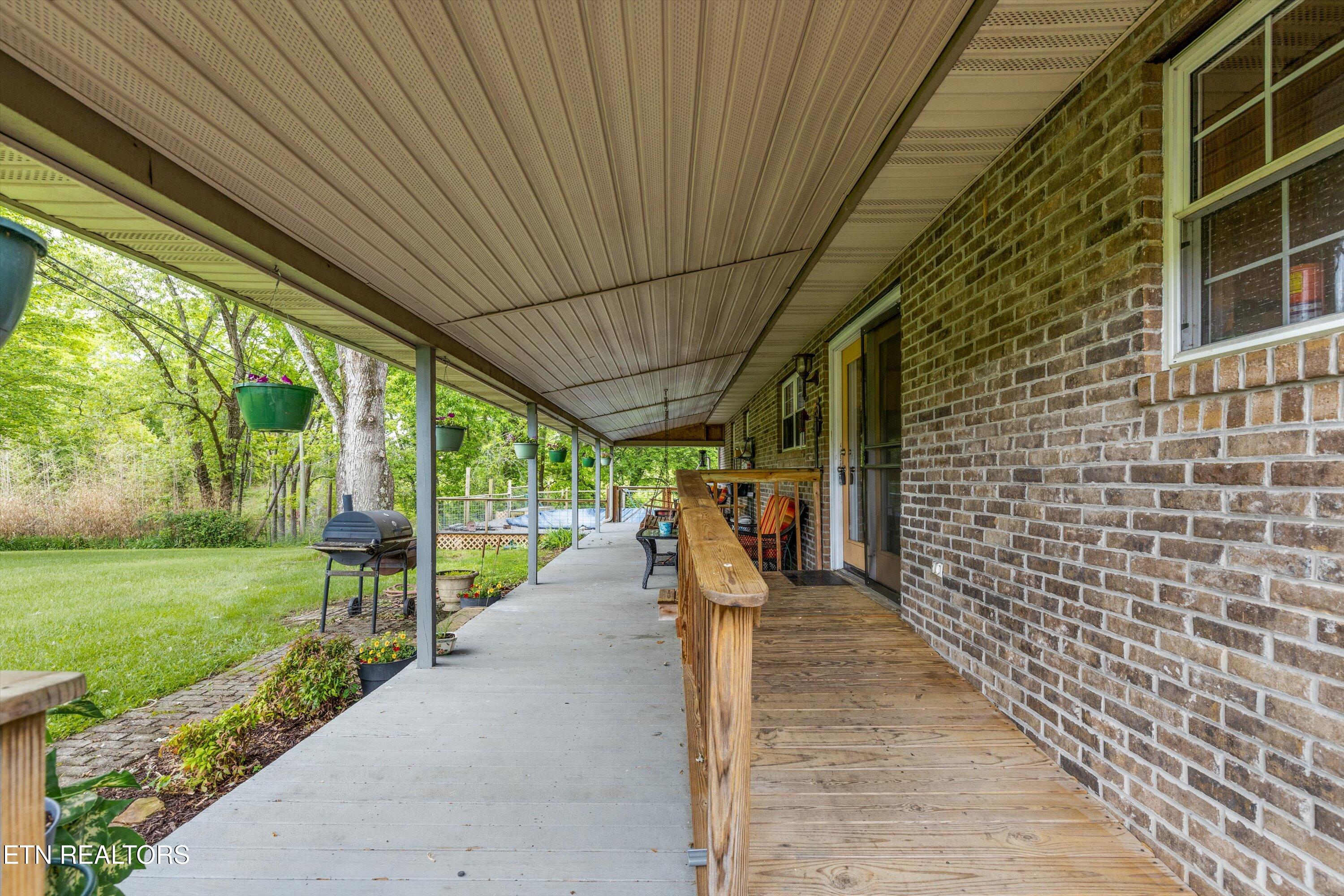9438-0 Morgan County Highway Sunbright TN 37872