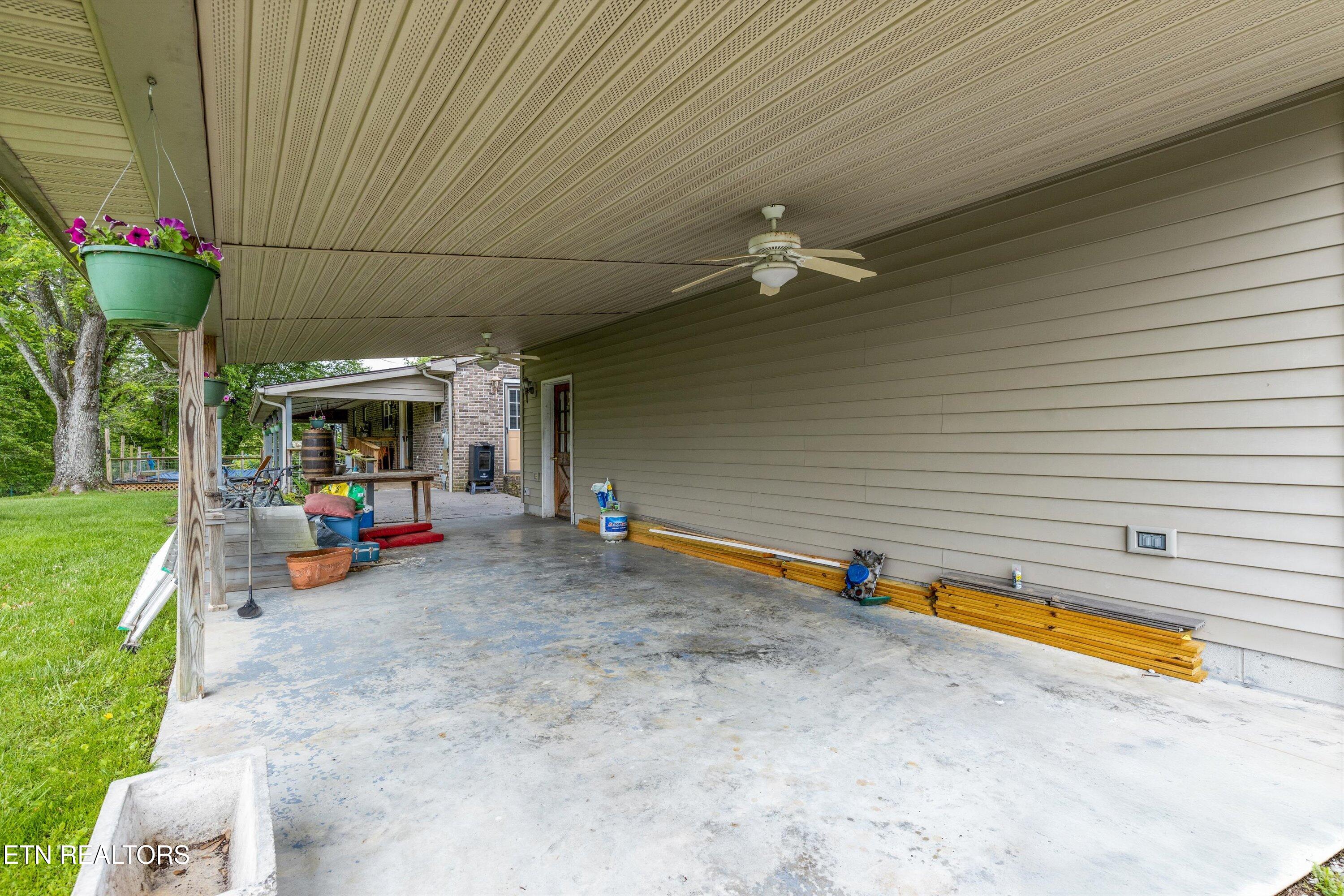 9438-0 Morgan County Highway Sunbright TN 37872