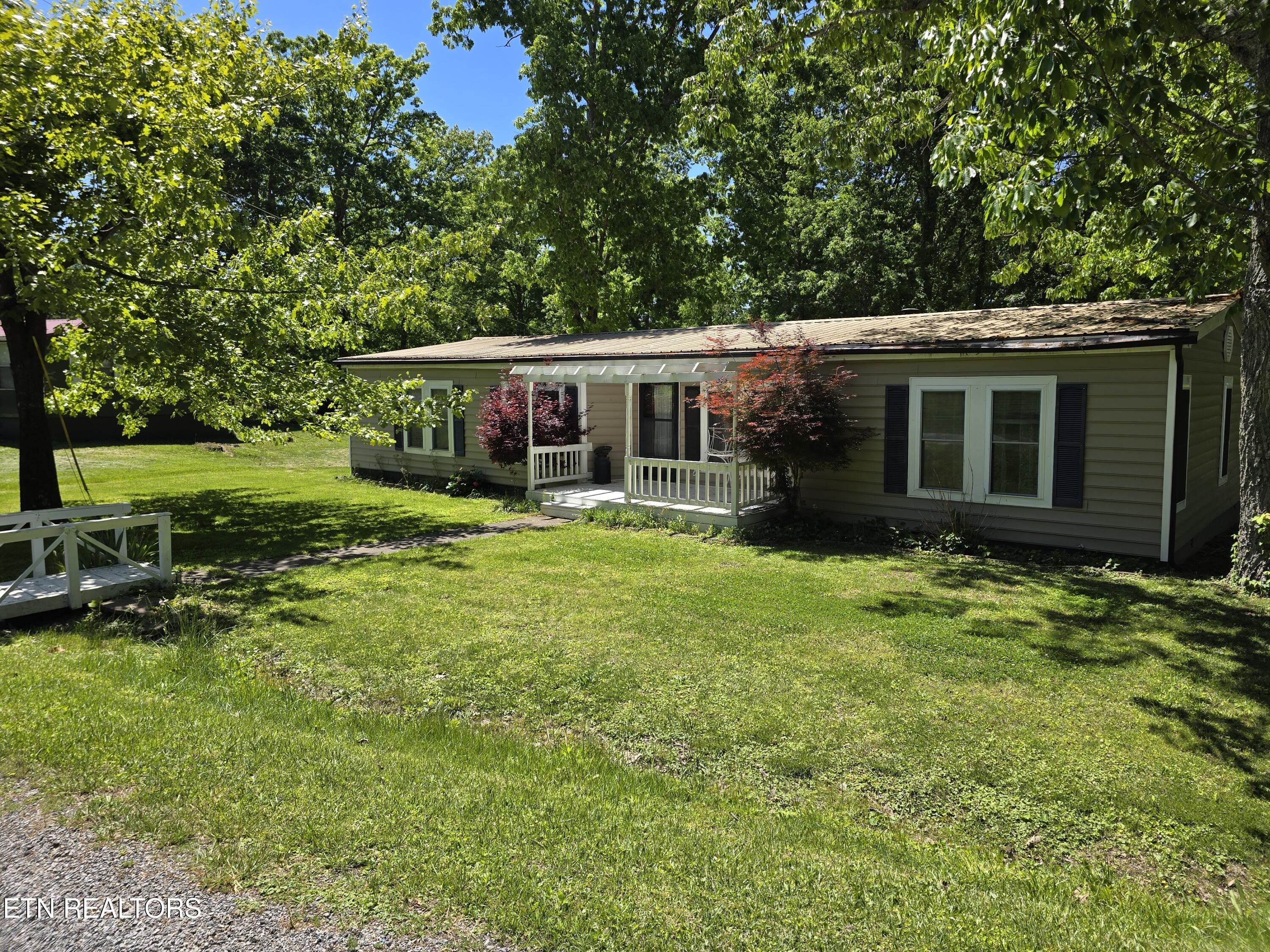 313 Rugby Road Crossville TN 38558