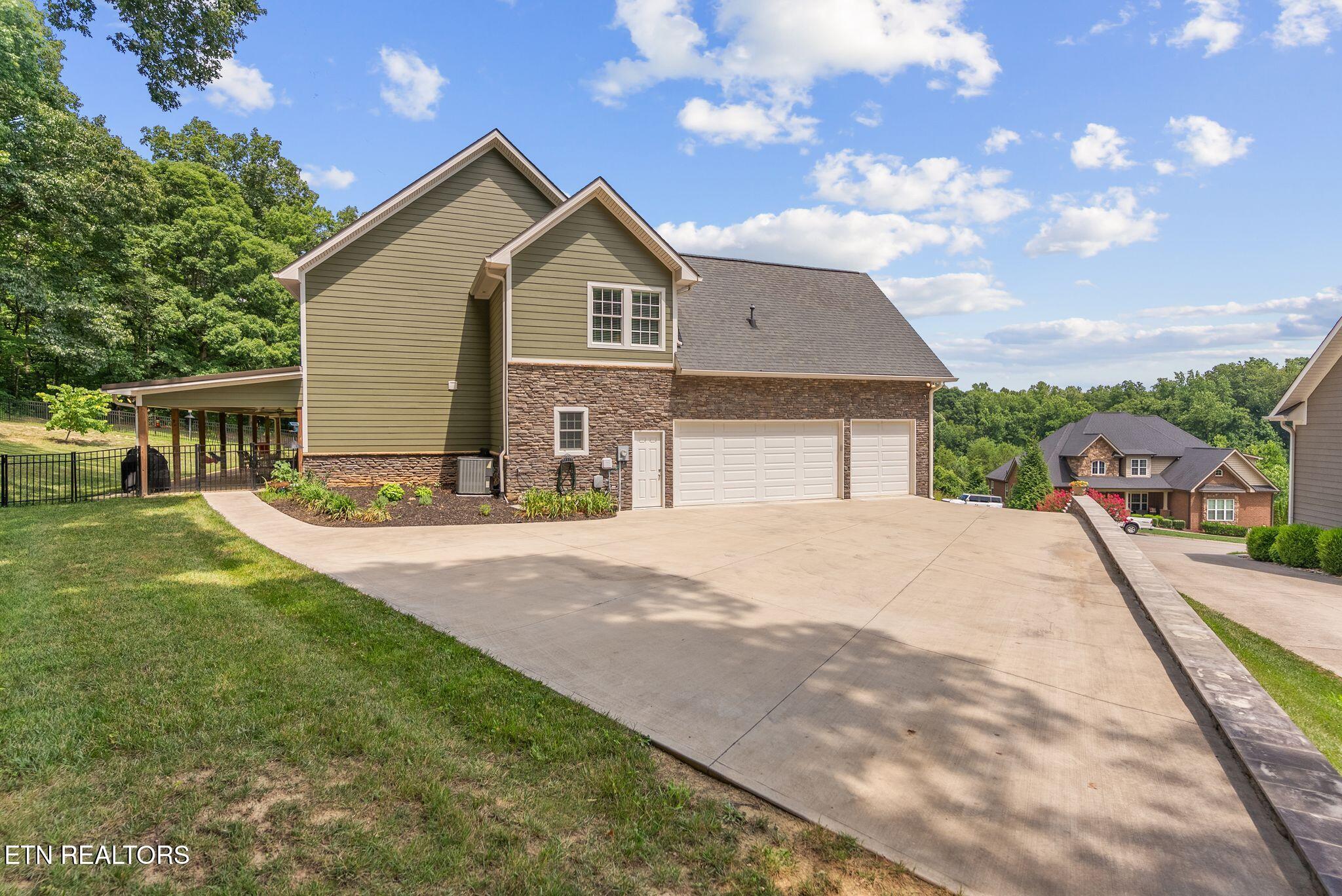 3045 Port Royal Lane Knoxville TN 37938