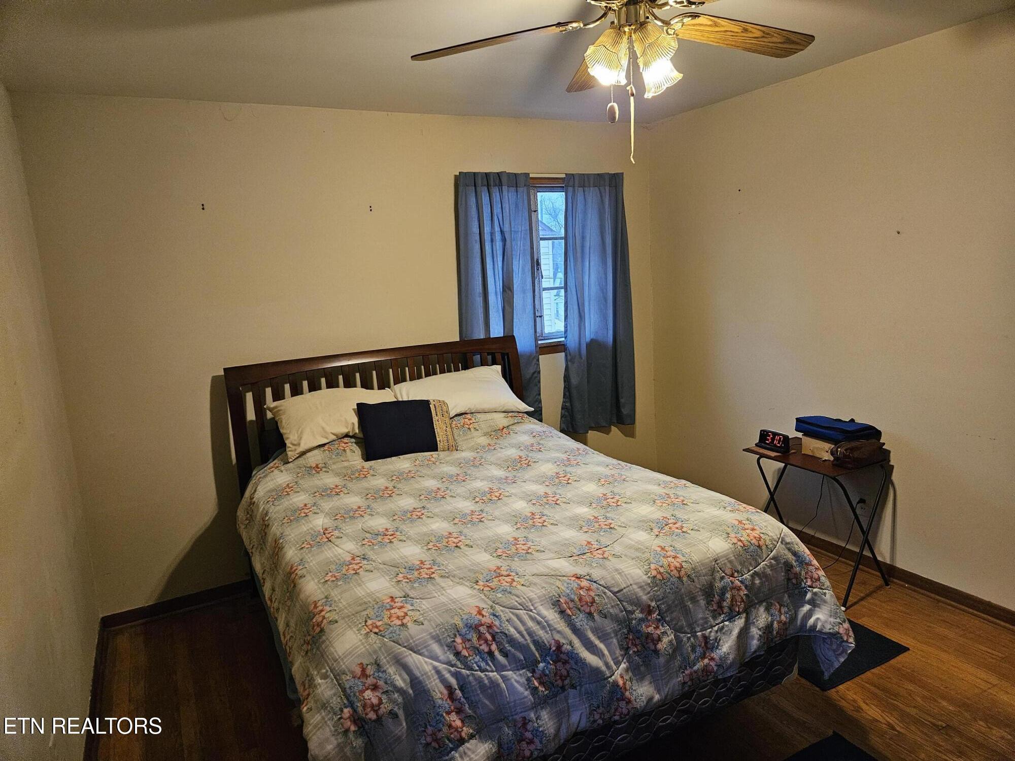 1801 NE Charles Drive Knoxville TN 37918