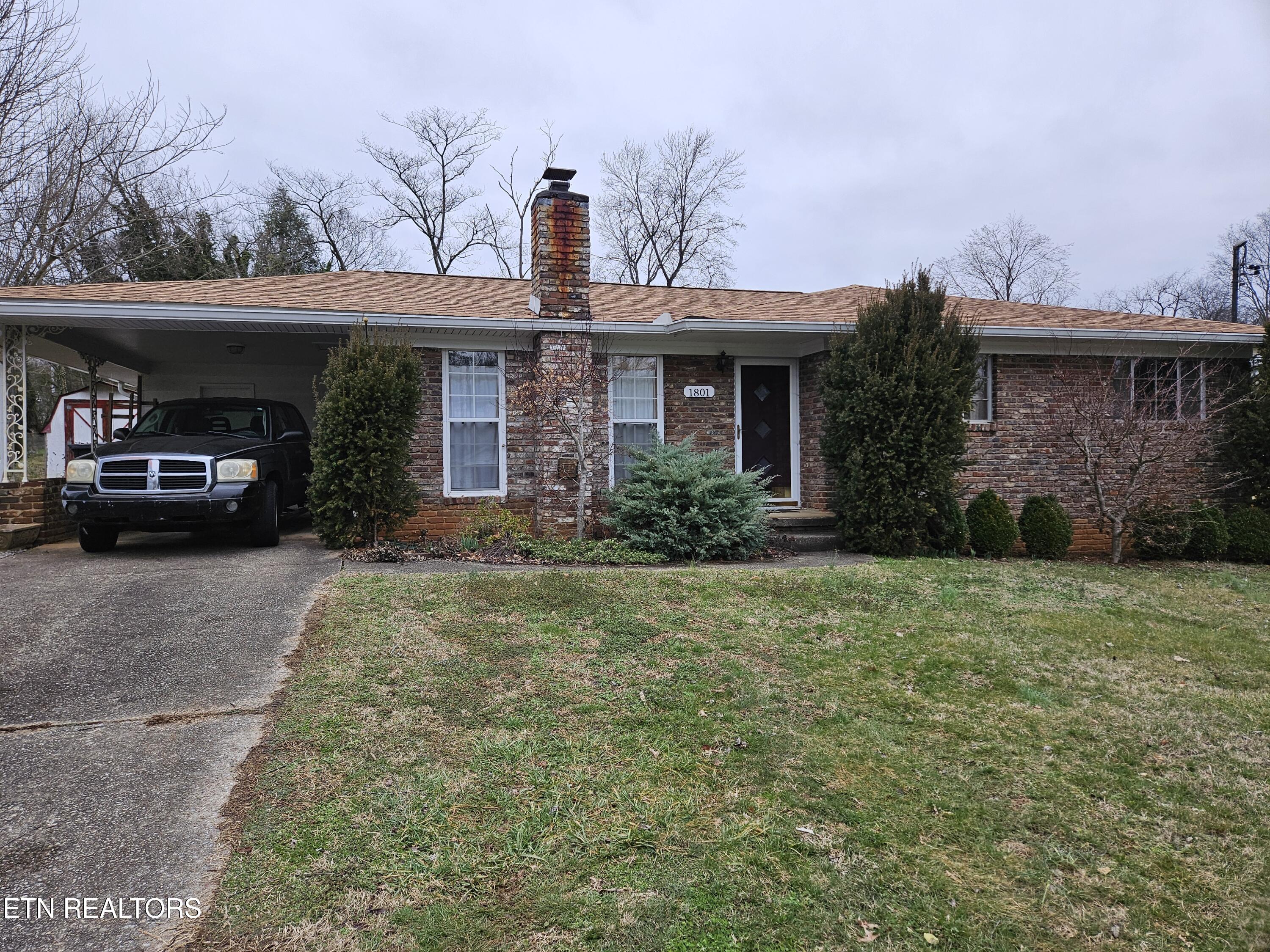 1801 NE Charles Drive Knoxville TN 37918