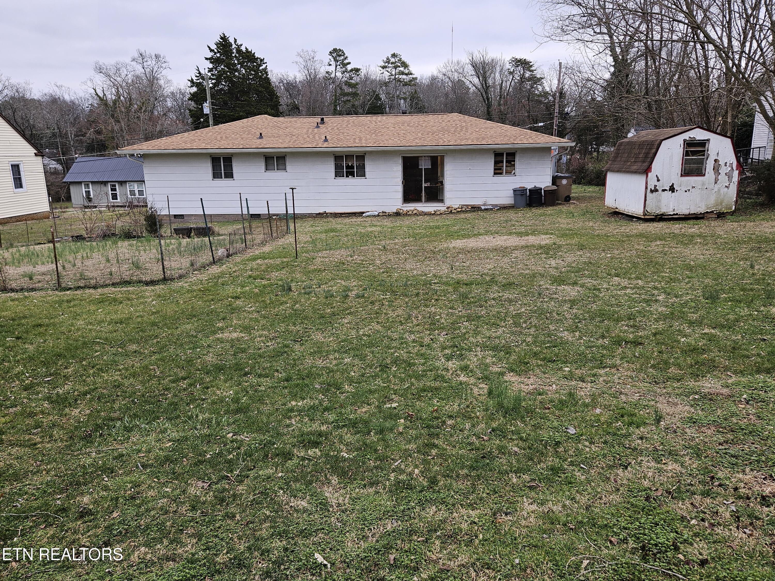 1801 NE Charles Drive Knoxville TN 37918