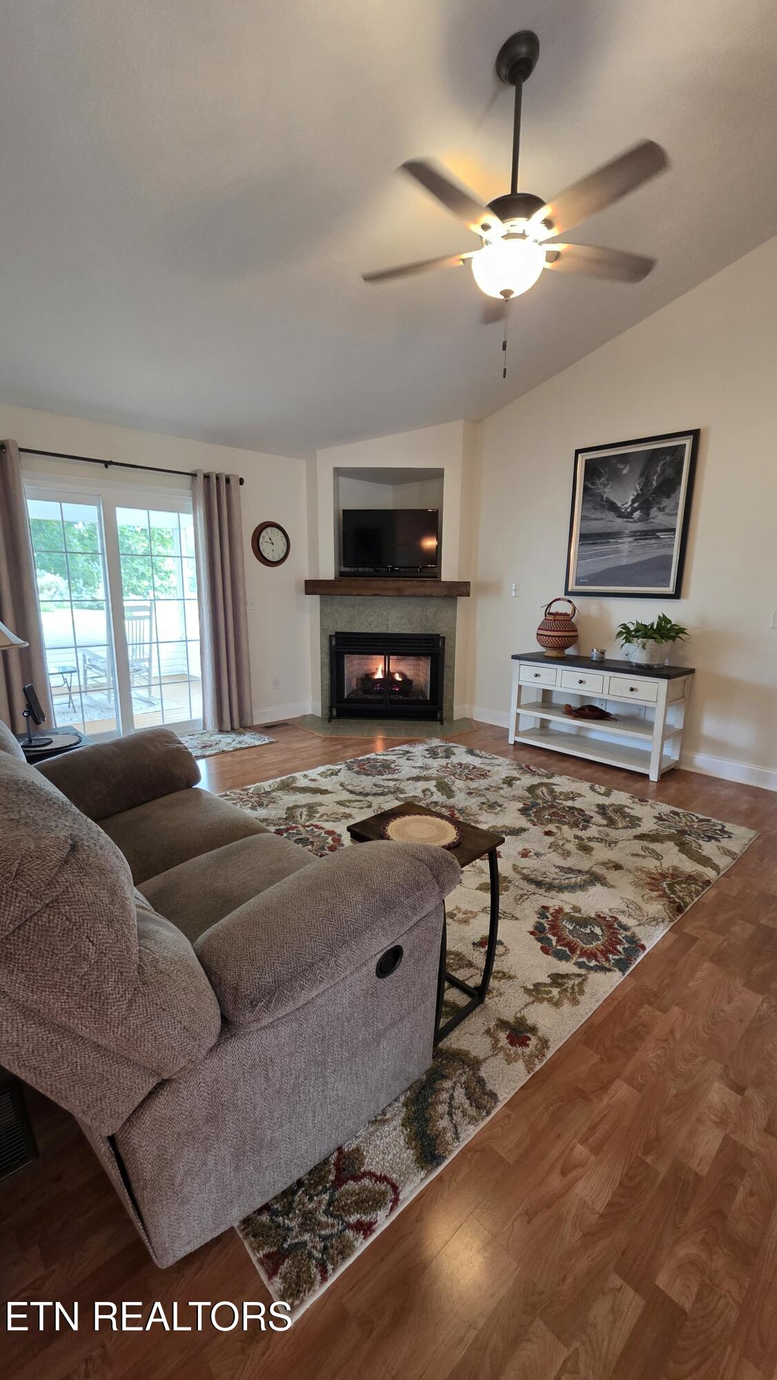 929 Mossy Grove Lane Maryville TN 37801