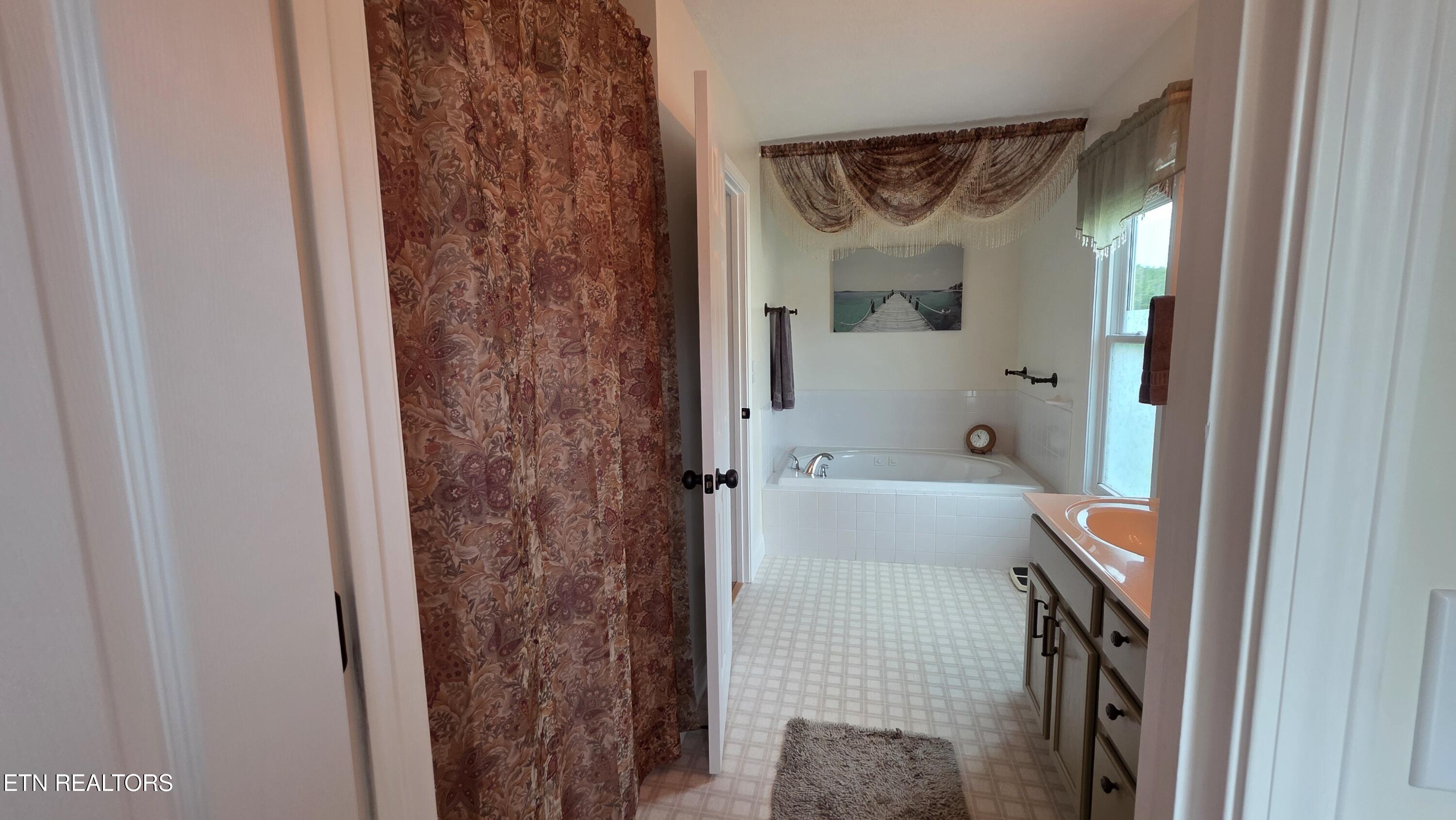 929 Mossy Grove Lane Maryville TN 37801