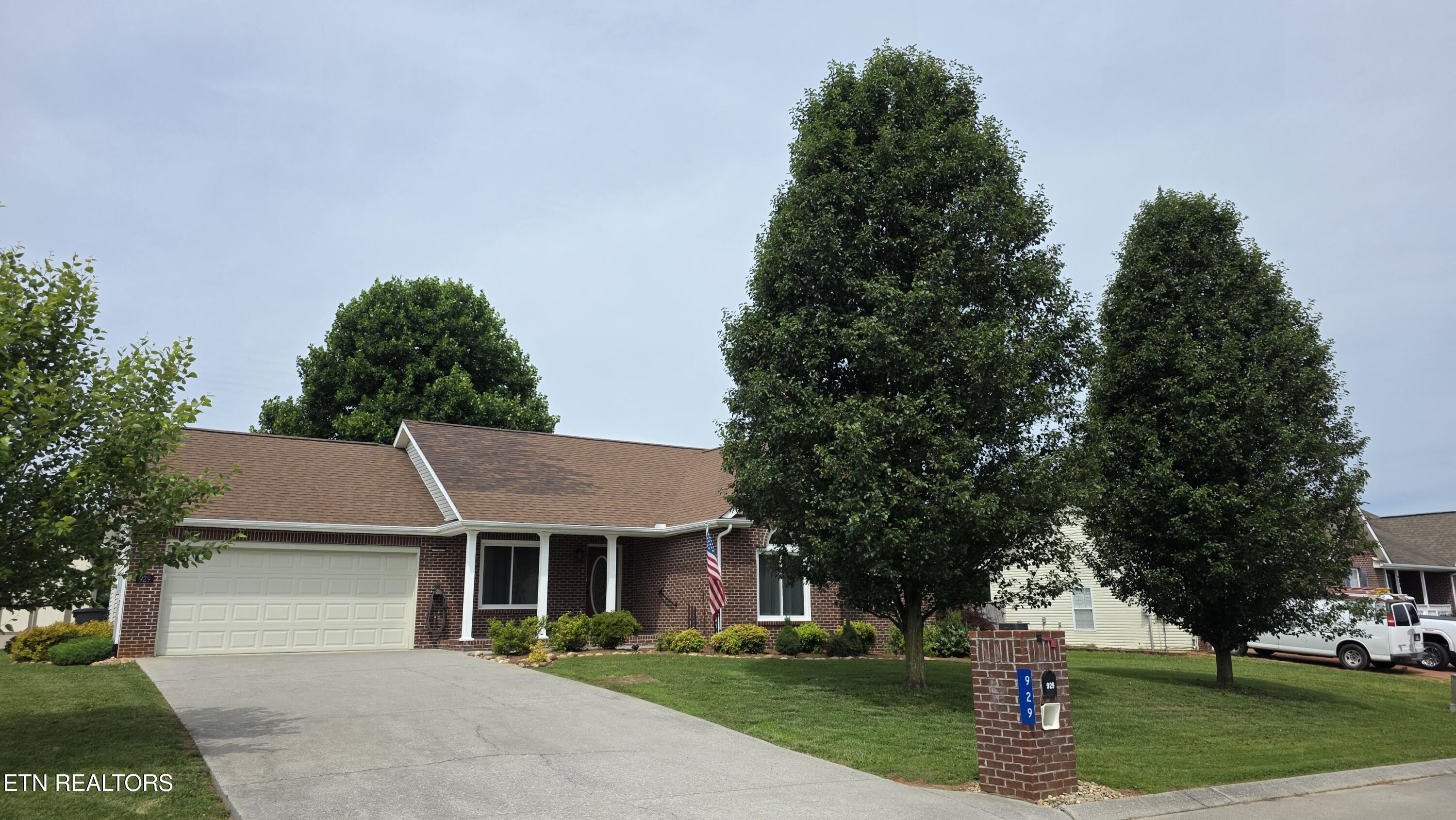 929 Mossy Grove Lane Maryville TN 37801