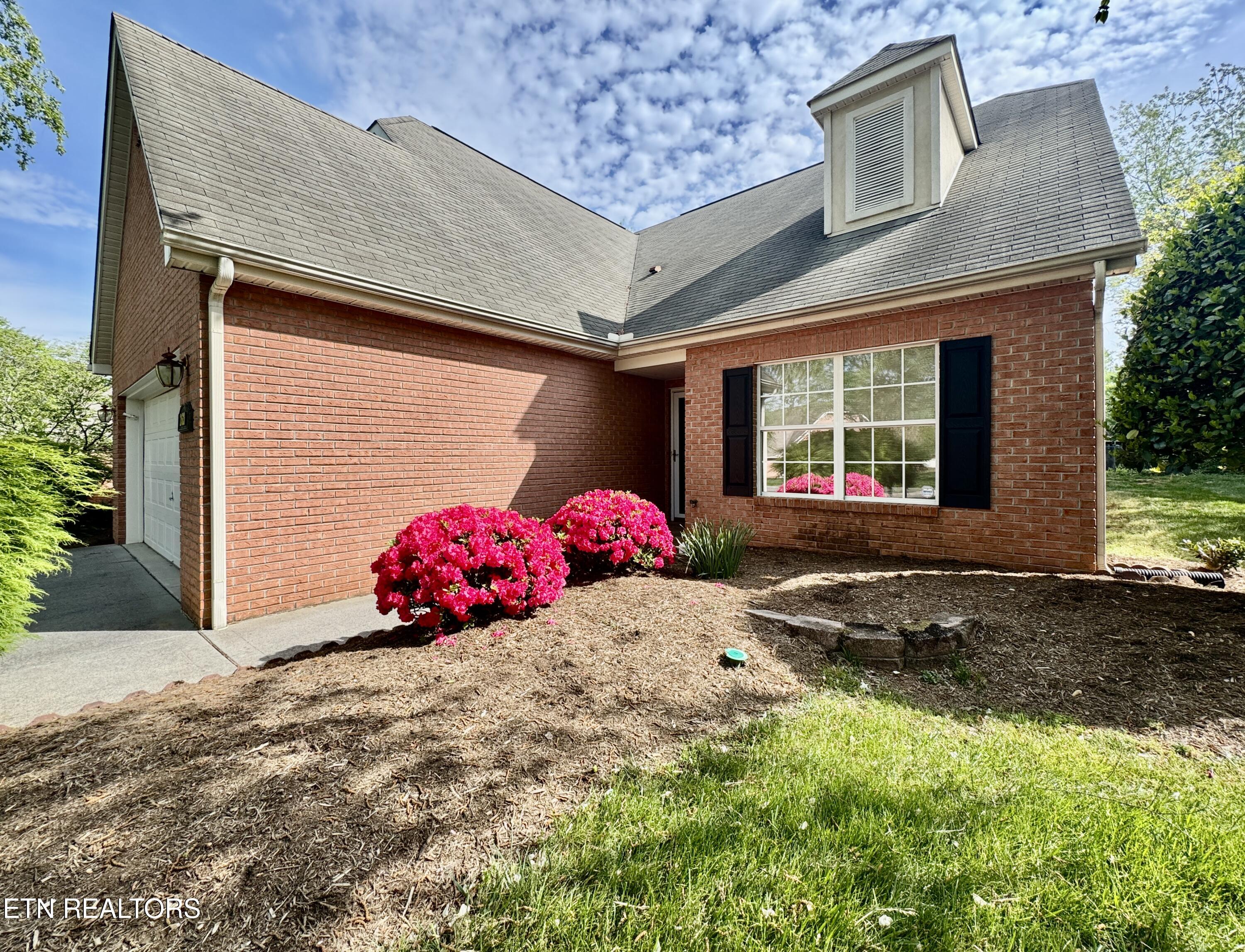 2620 Knob Creek Lane Knoxville TN 37912