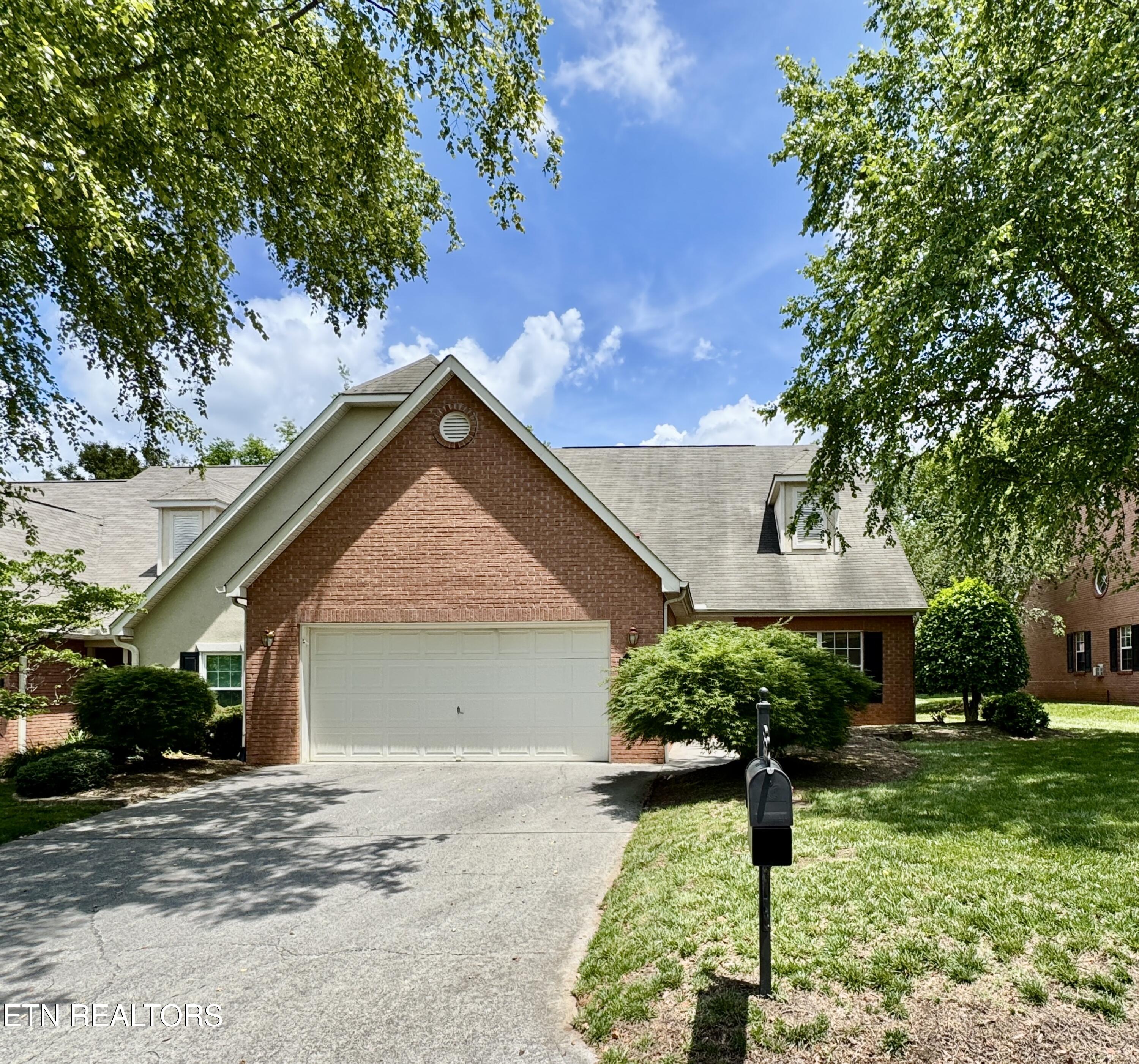 2620 Knob Creek Lane Knoxville TN 37912