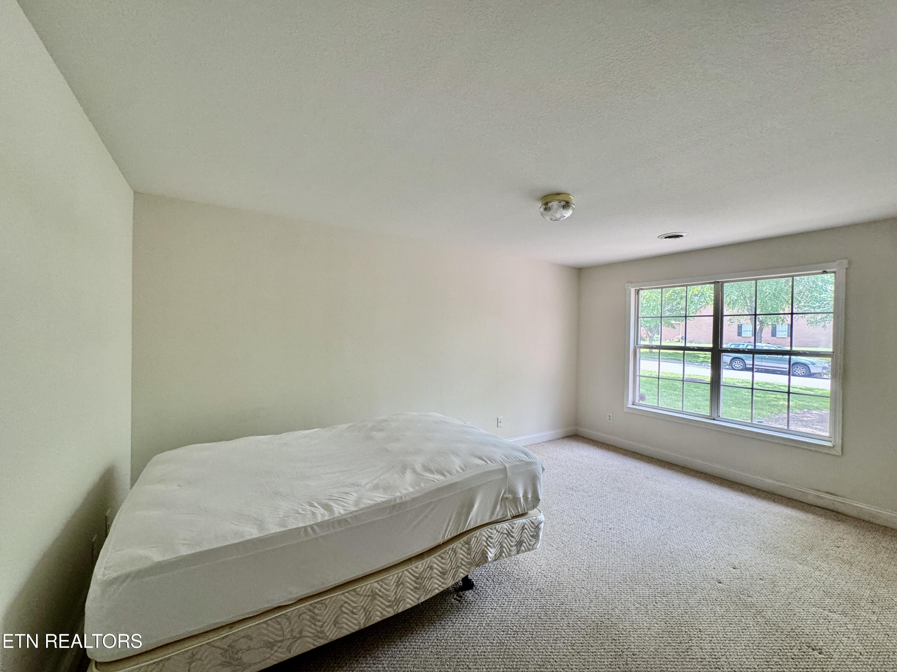 2620 Knob Creek Lane Knoxville TN 37912