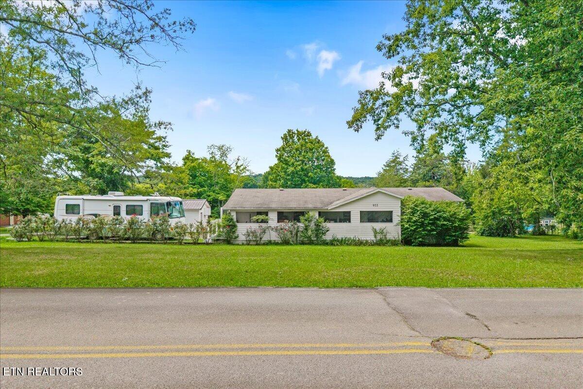 955 N Main Street Decatur TN 37322