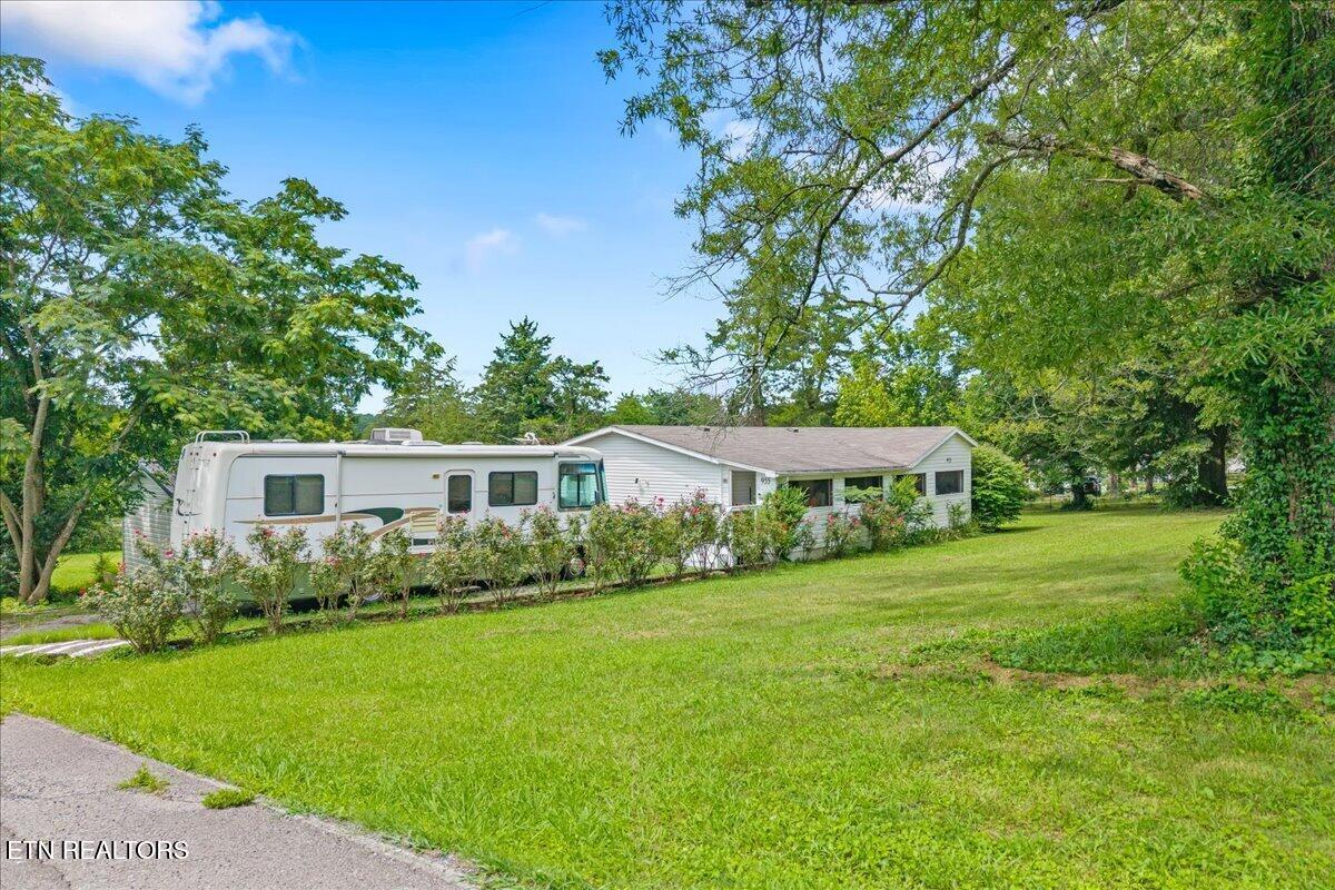 955 N Main Street Decatur TN 37322