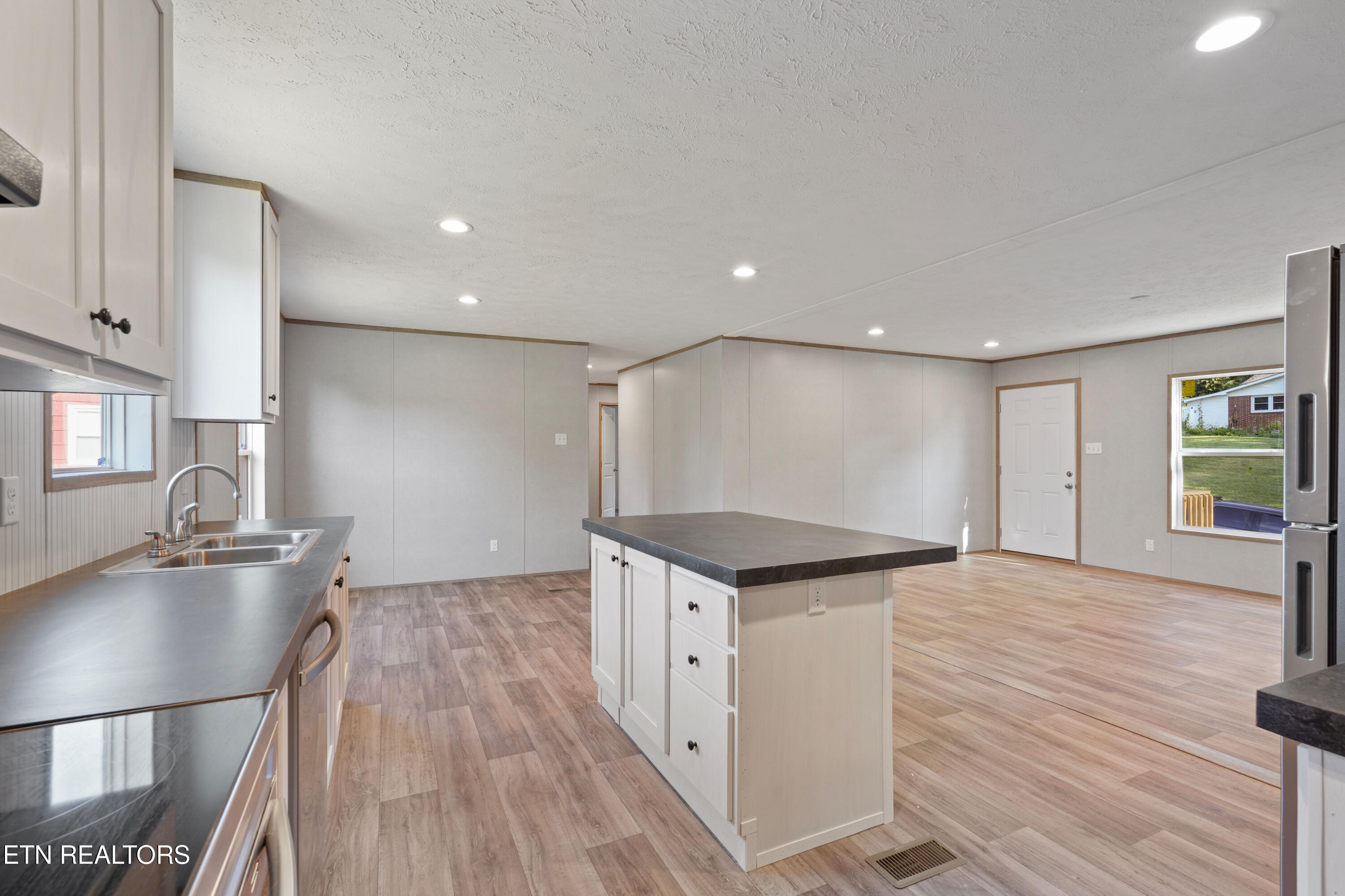 403 Mason Lane Loudon TN 37774