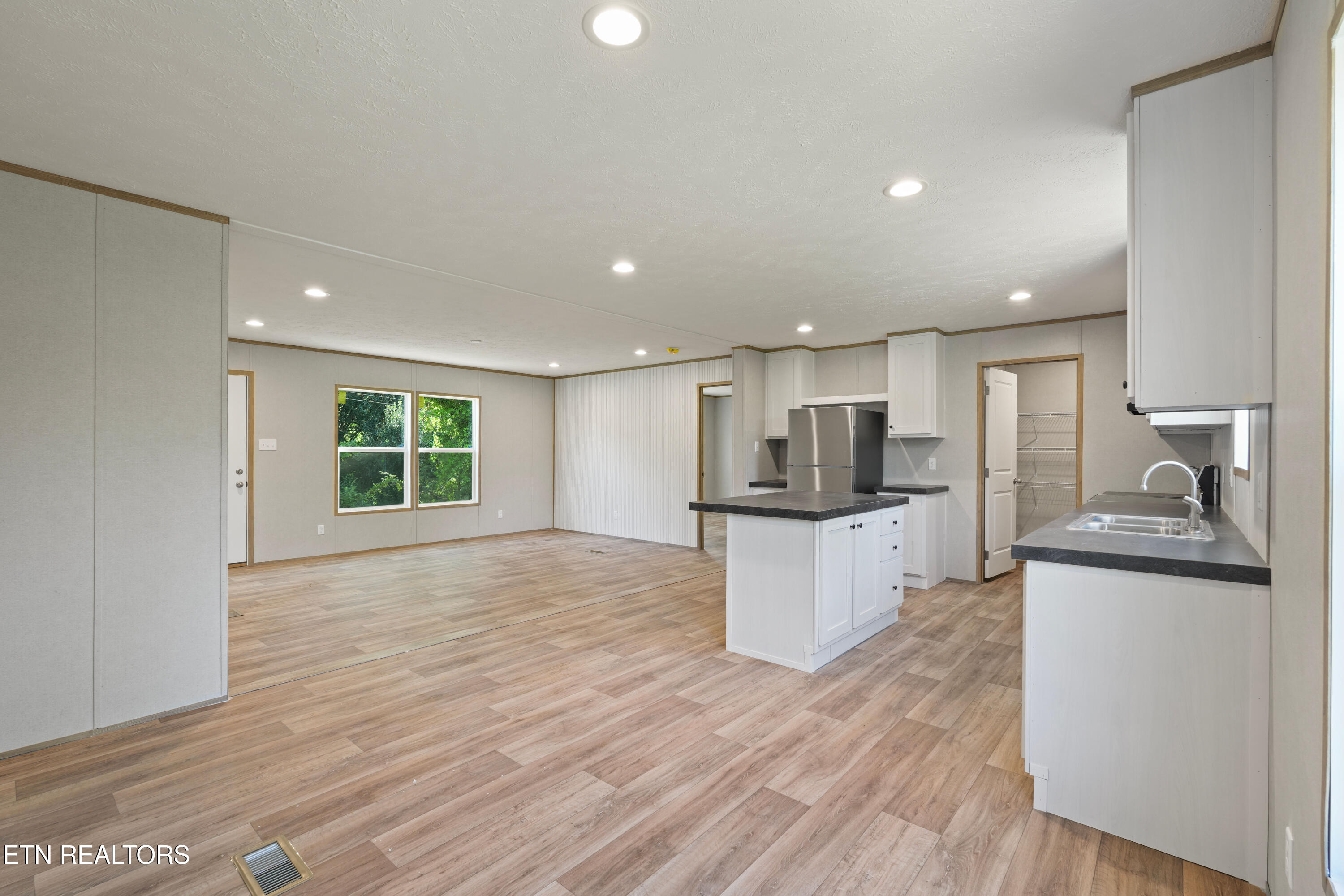 403 Mason Lane Loudon TN 37774