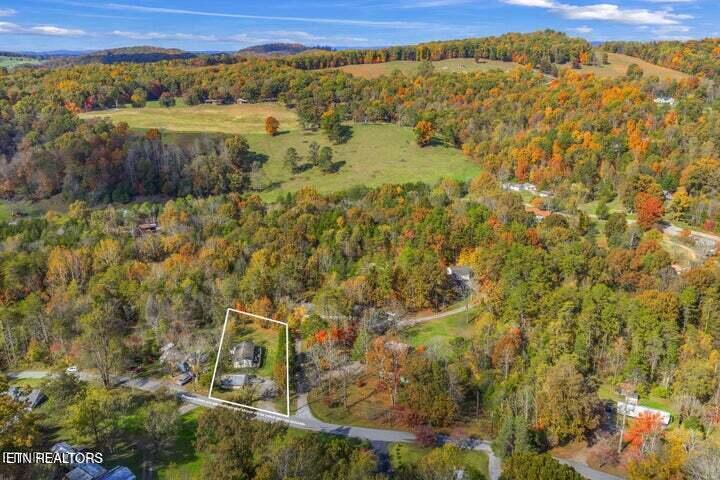 672 Raccoon Valley Road Maynardville TN 37807