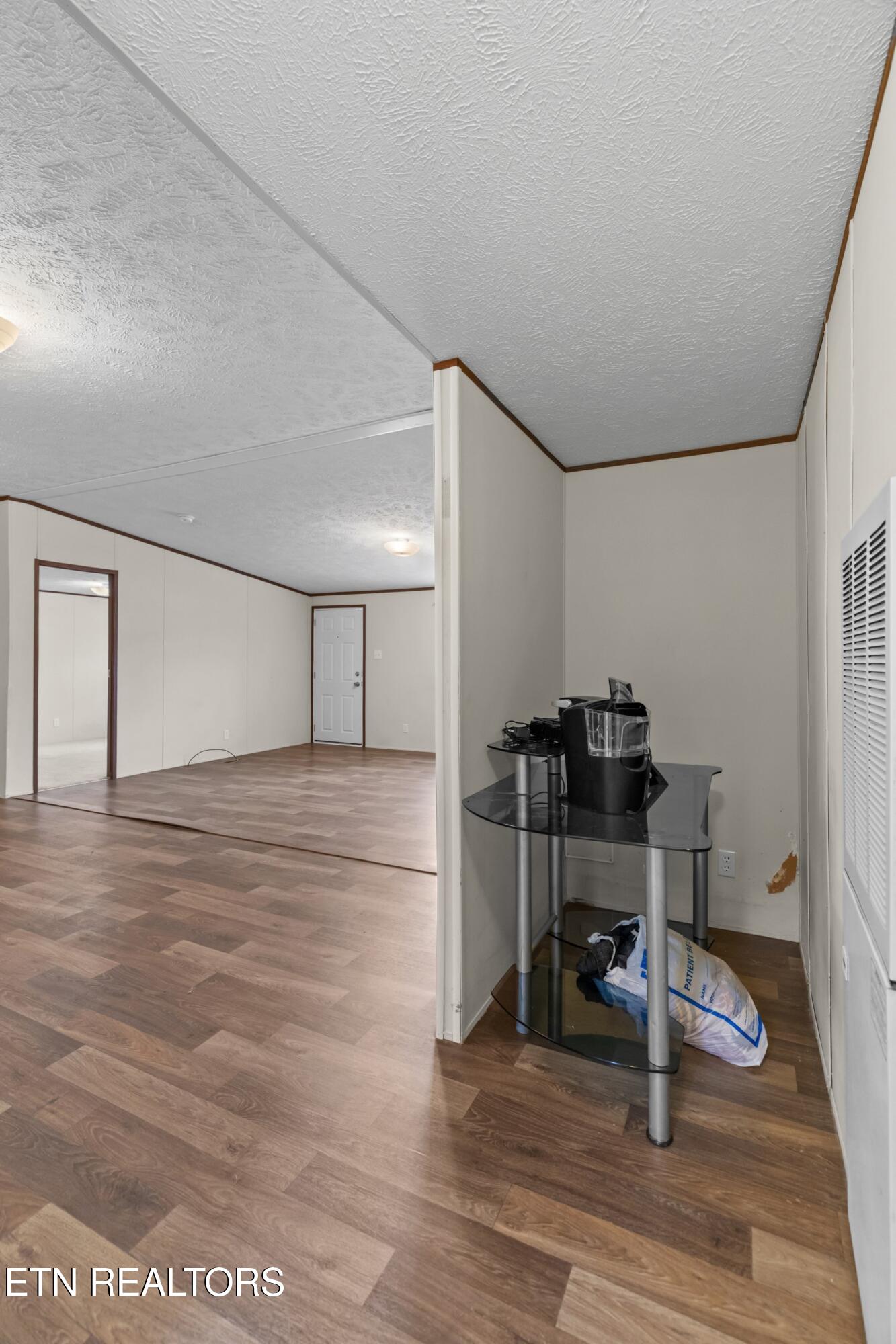 210 Blue Top Road Tazewell TN 37879