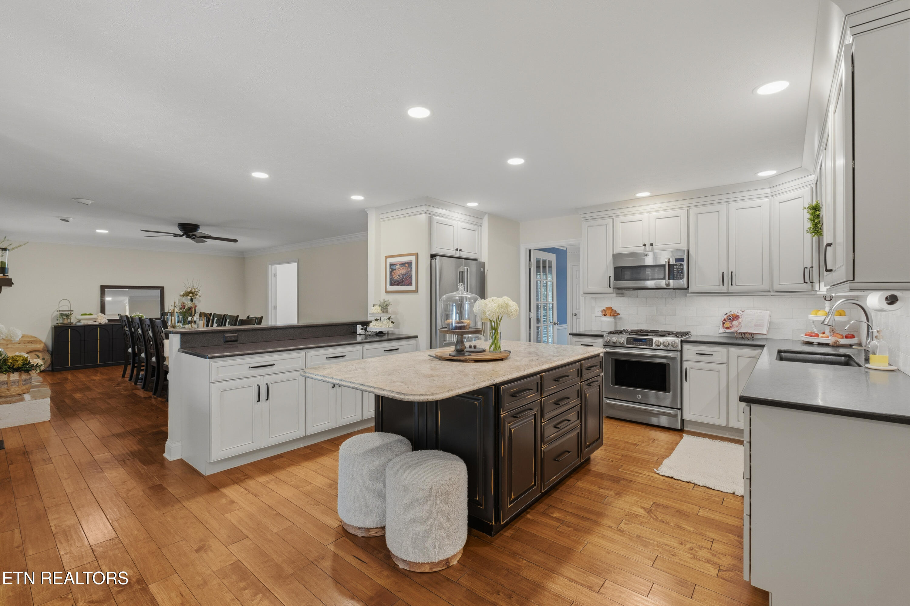 724 Summit Lake Court Knoxville TN 37922
