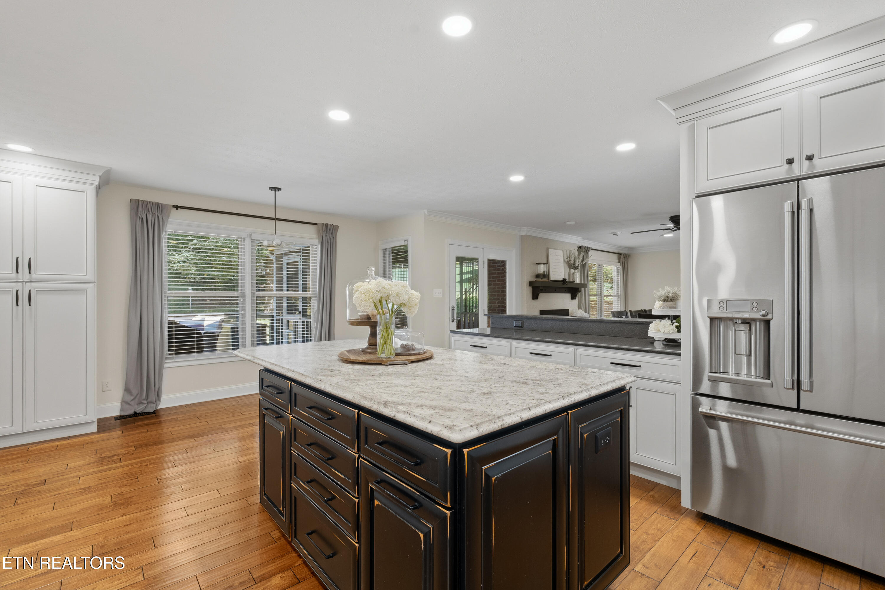 724 Summit Lake Court Knoxville TN 37922