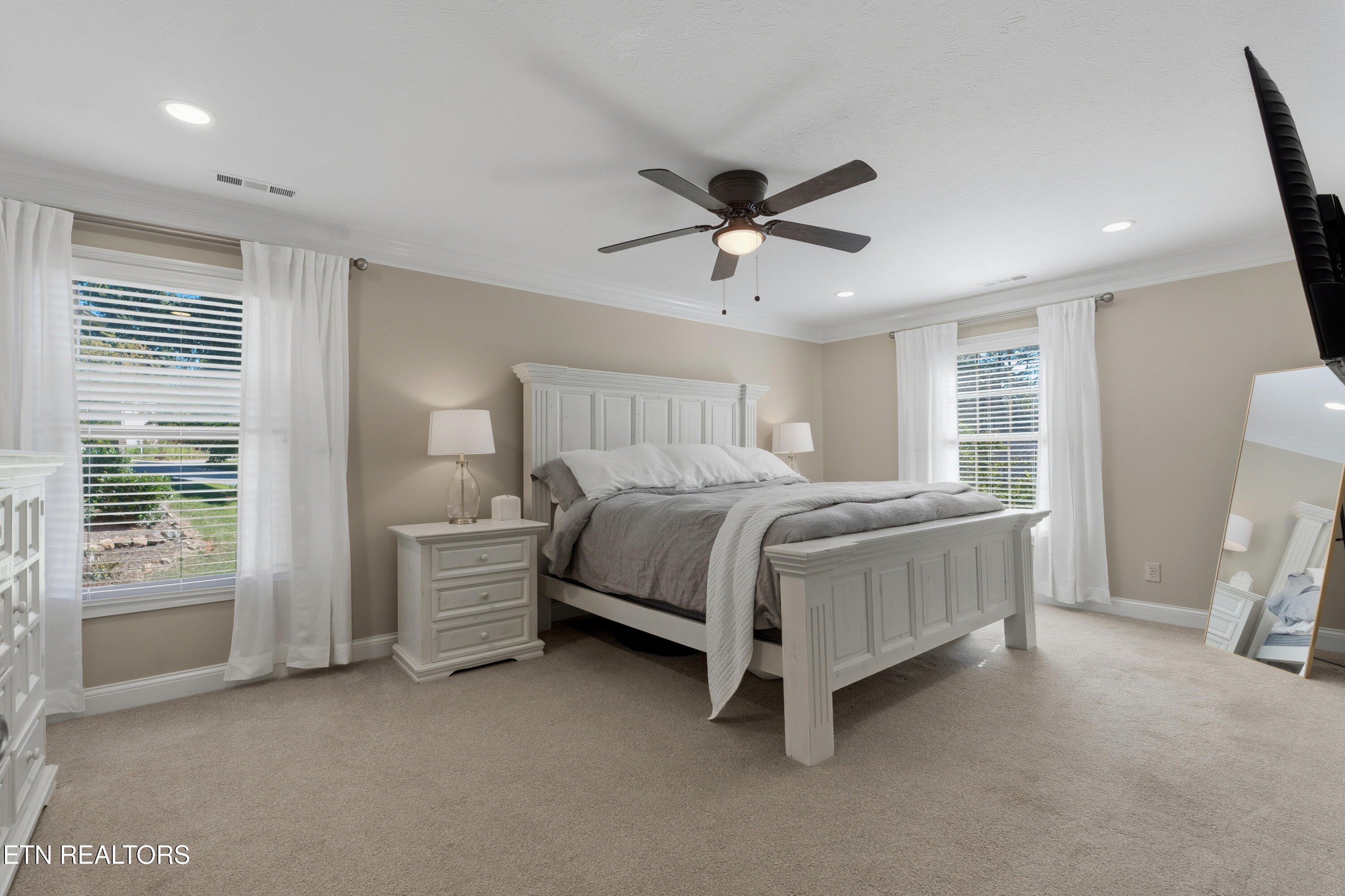 724 Summit Lake Court Knoxville TN 37922