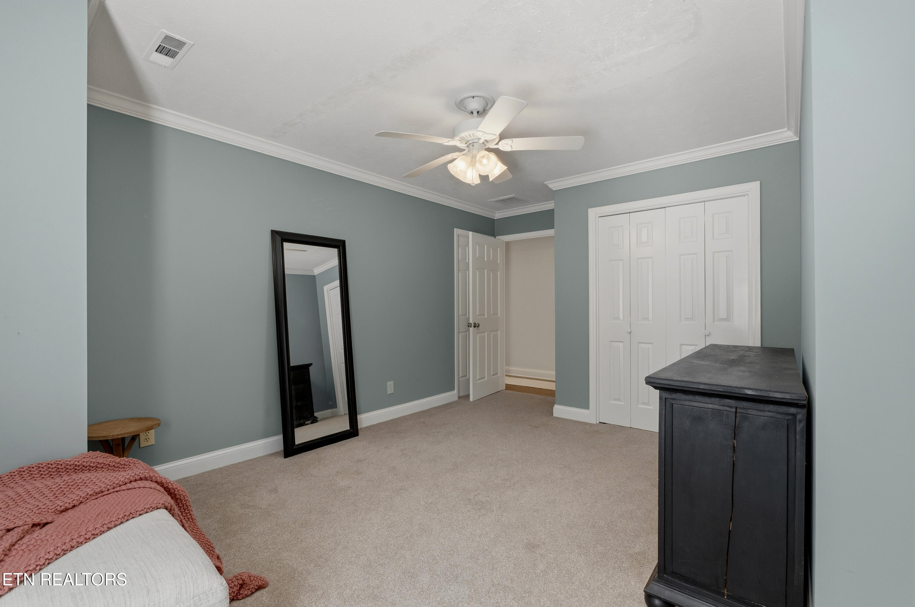 724 Summit Lake Court Knoxville TN 37922