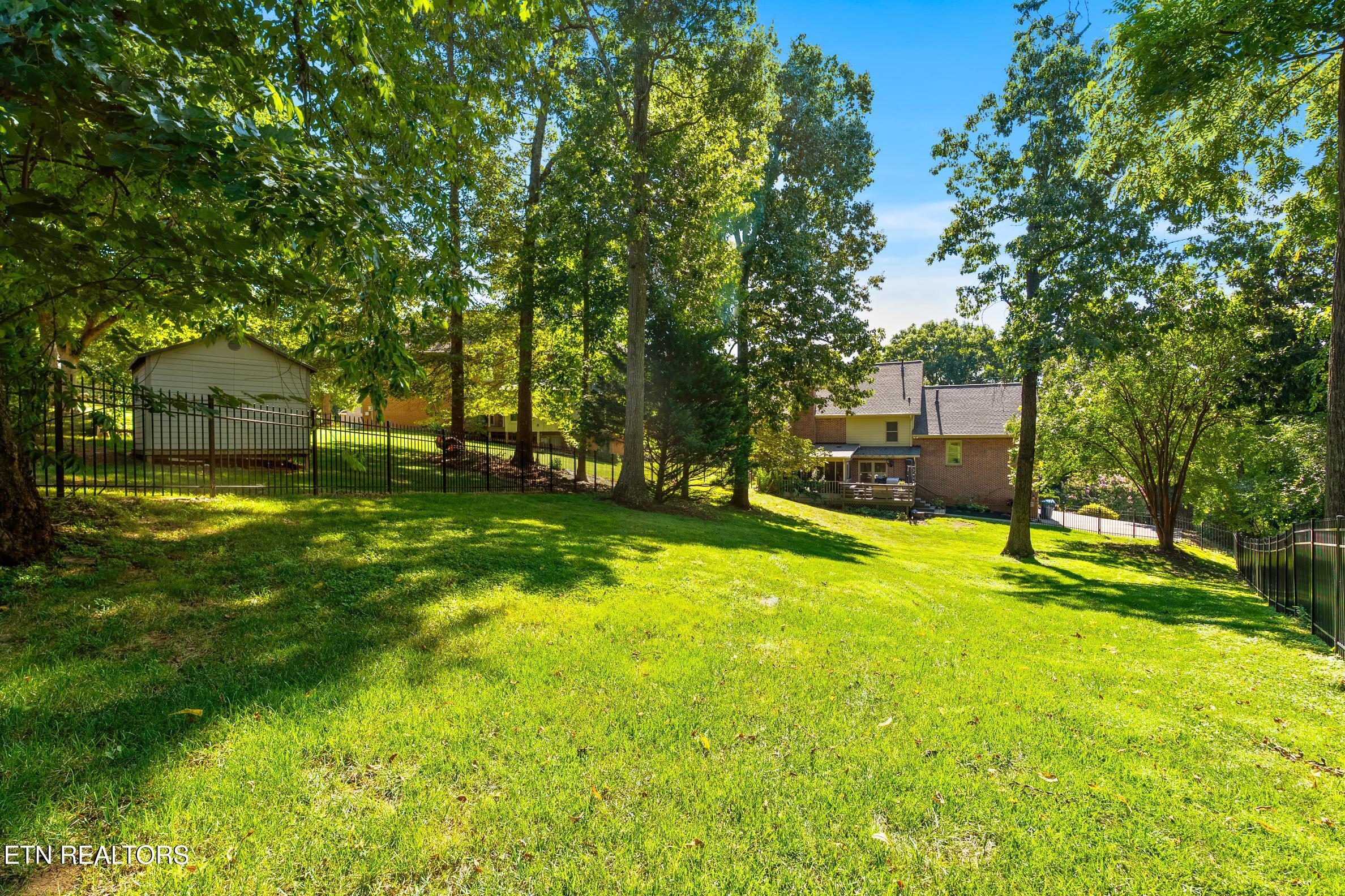 724 Summit Lake Court Knoxville TN 37922