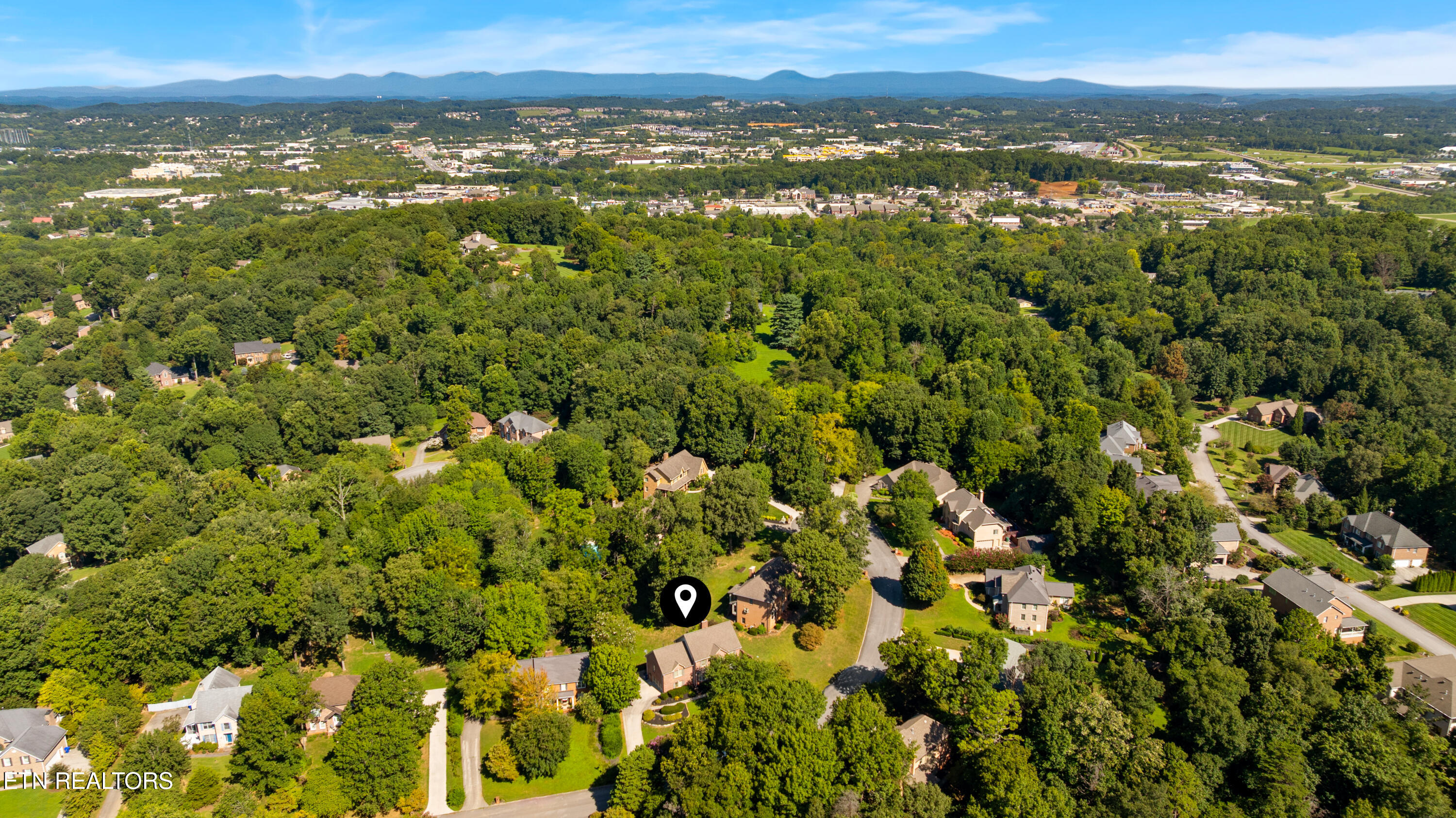 724 Summit Lake Court Knoxville TN 37922