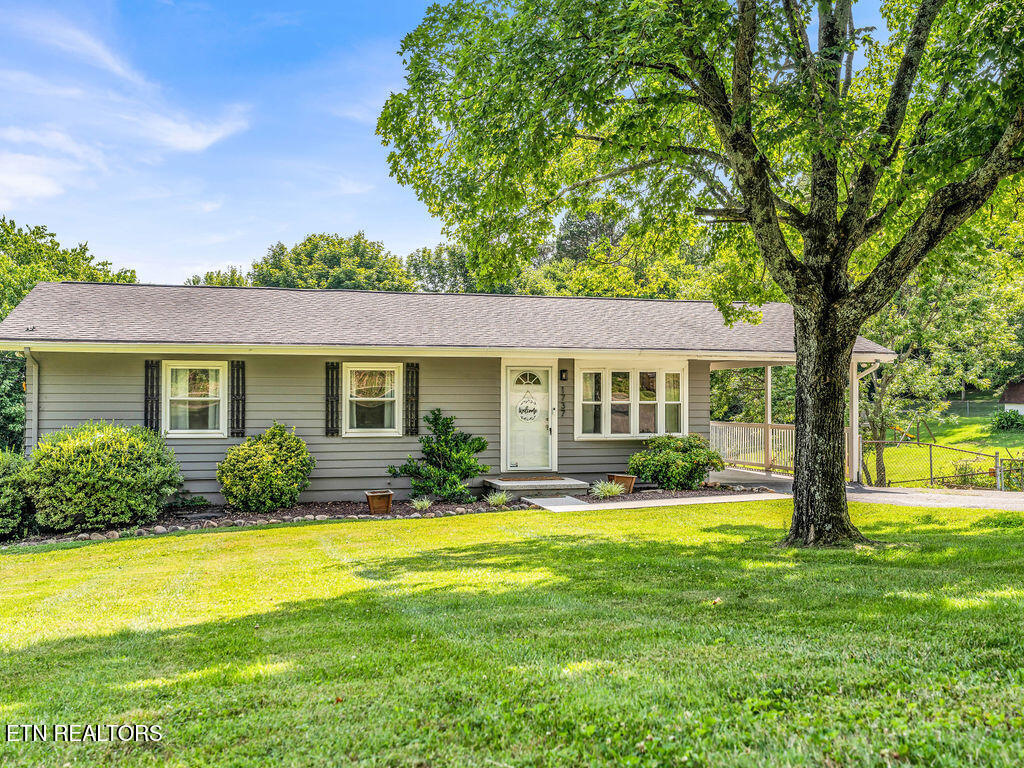 1737 Ferd Hickey Road Knoxville TN 37909